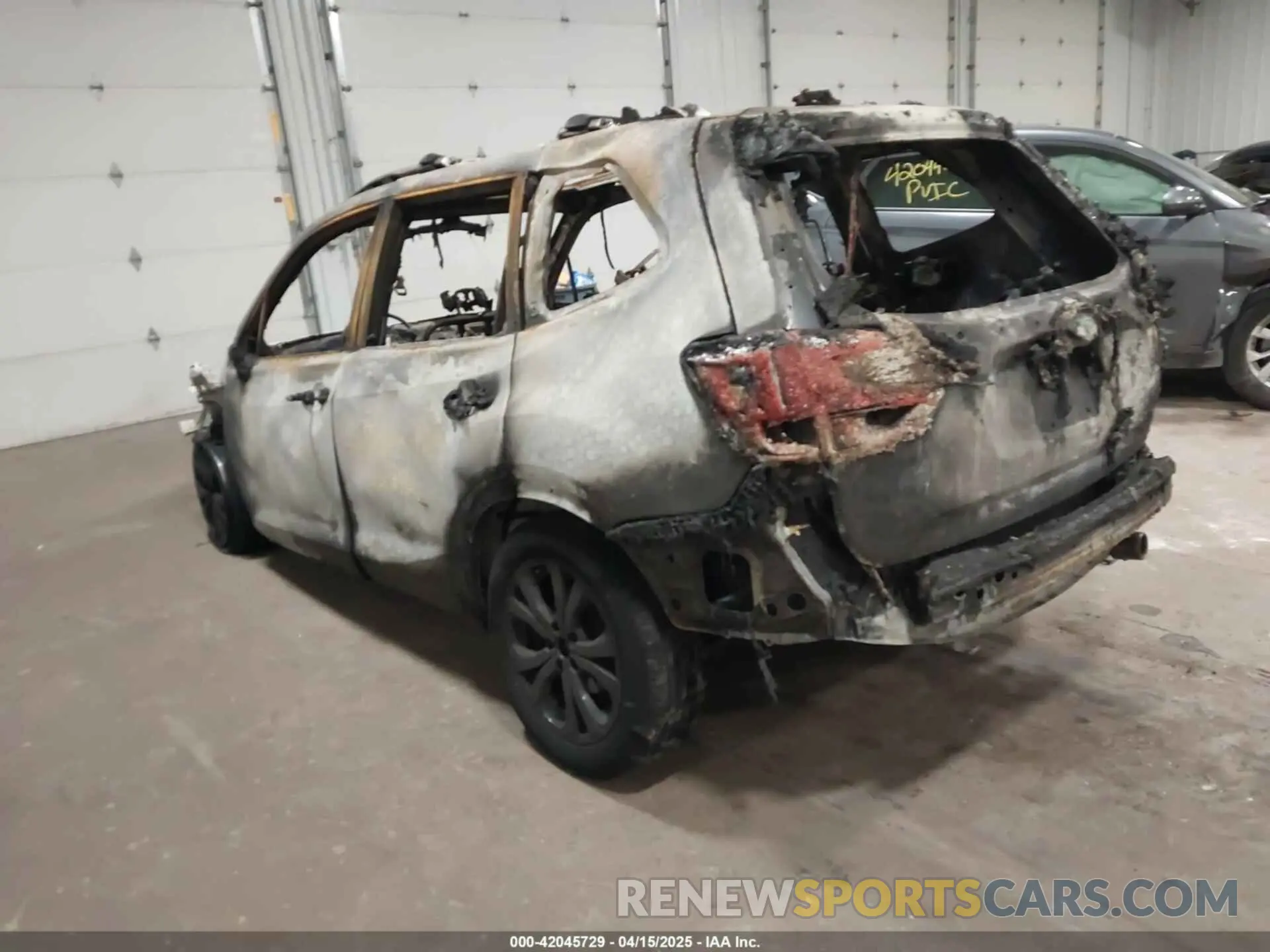 3 Фотография поврежденного автомобиля JF2SKAJC9KH550160 SUBARU FORESTER 2019