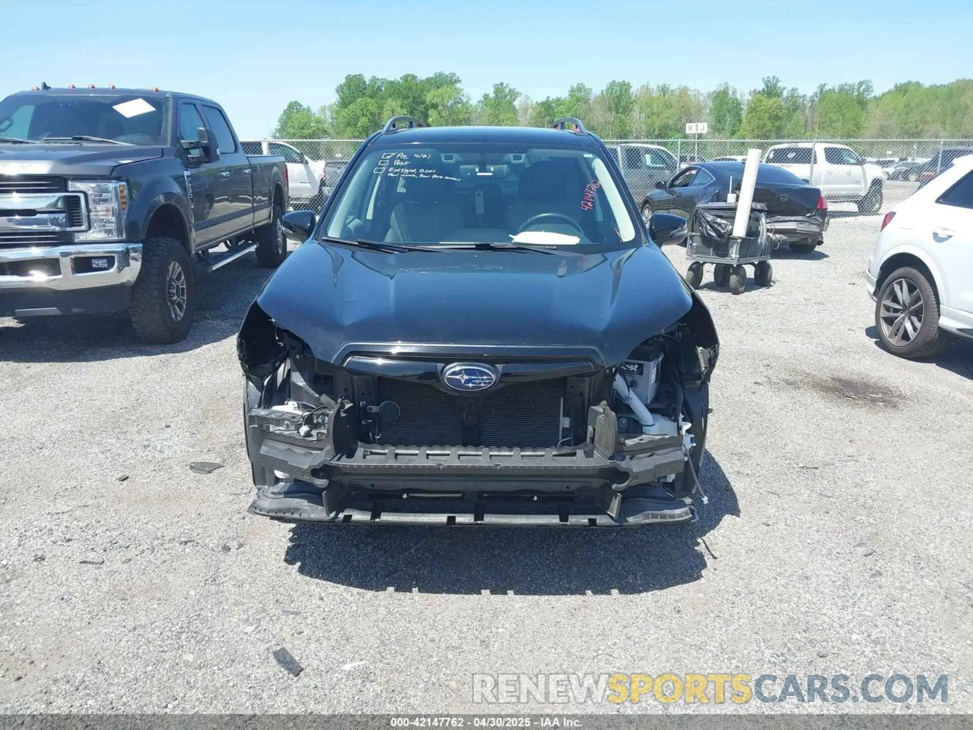 13 Photograph of a damaged car JF2SKAPC1KH418436 SUBARU FORESTER 2019