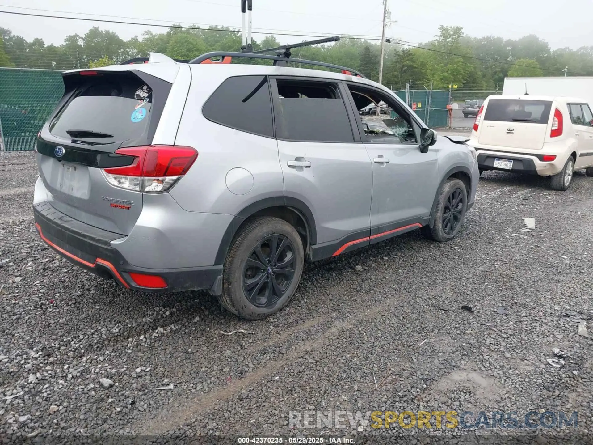 4 Photograph of a damaged car JF2SKAPCXKH437406 SUBARU FORESTER 2019
