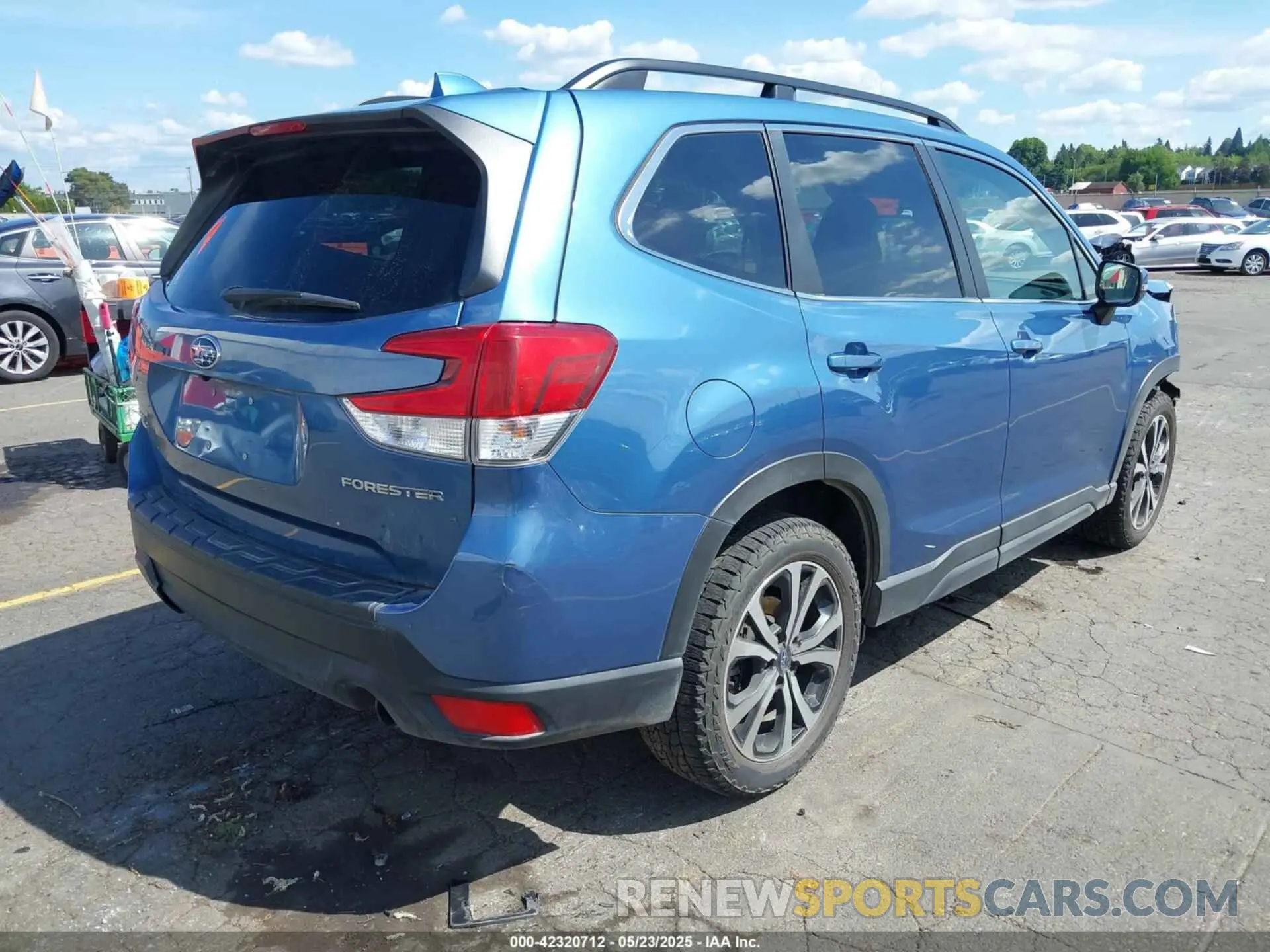 4 Фотография поврежденного автомобиля JF2SKASC5KH560361 SUBARU FORESTER 2019