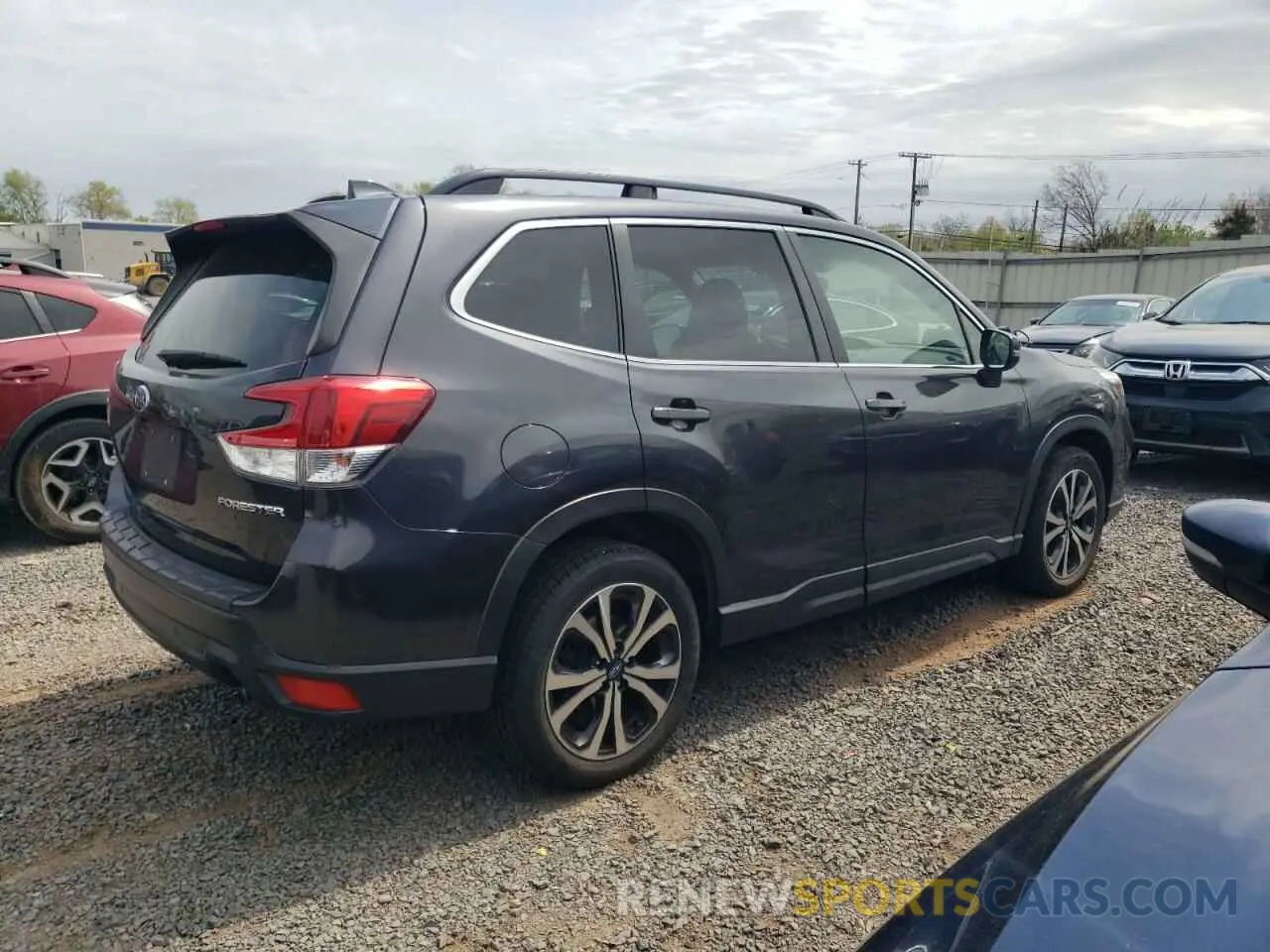 3 Фотография поврежденного автомобиля JF2SKAUC2KH415632 SUBARU FORESTER 2019