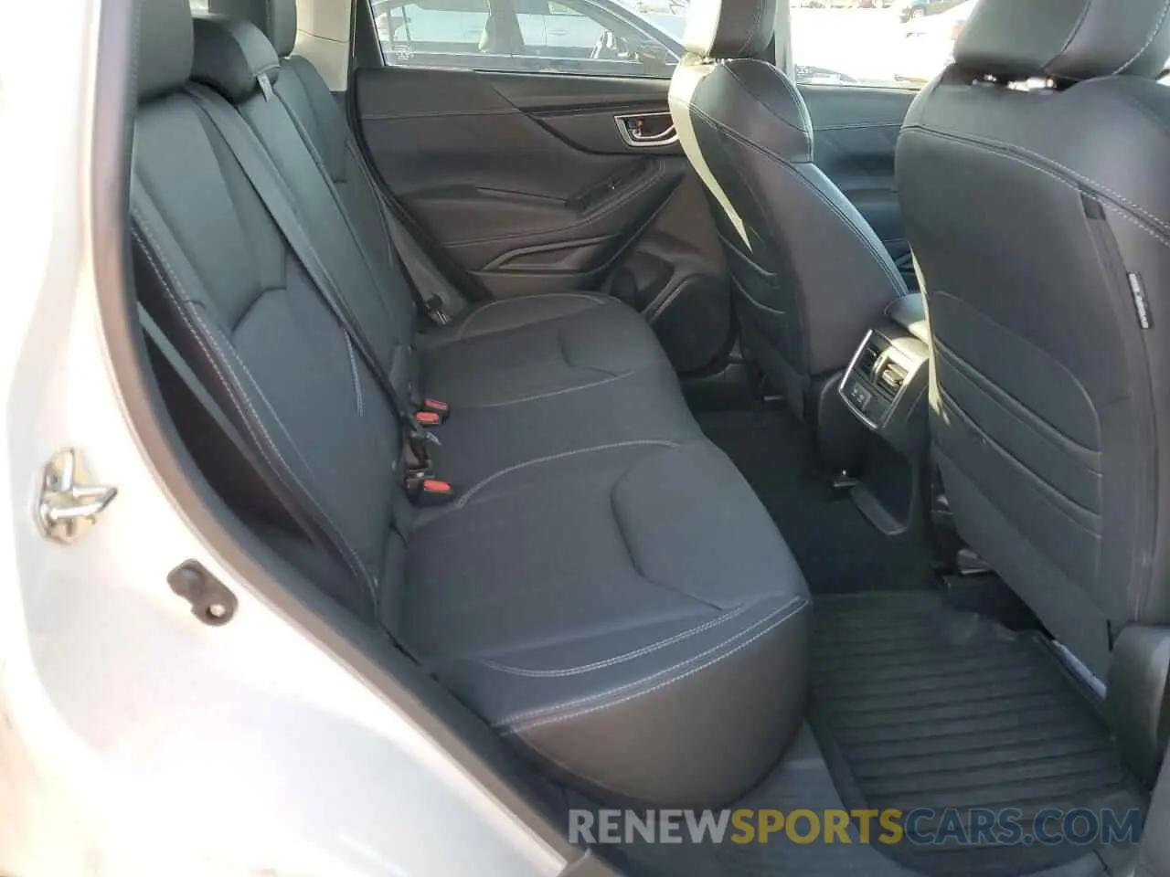 10 Photograph of a damaged car JF2SKAUC2KH555891 SUBARU FORESTER 2019