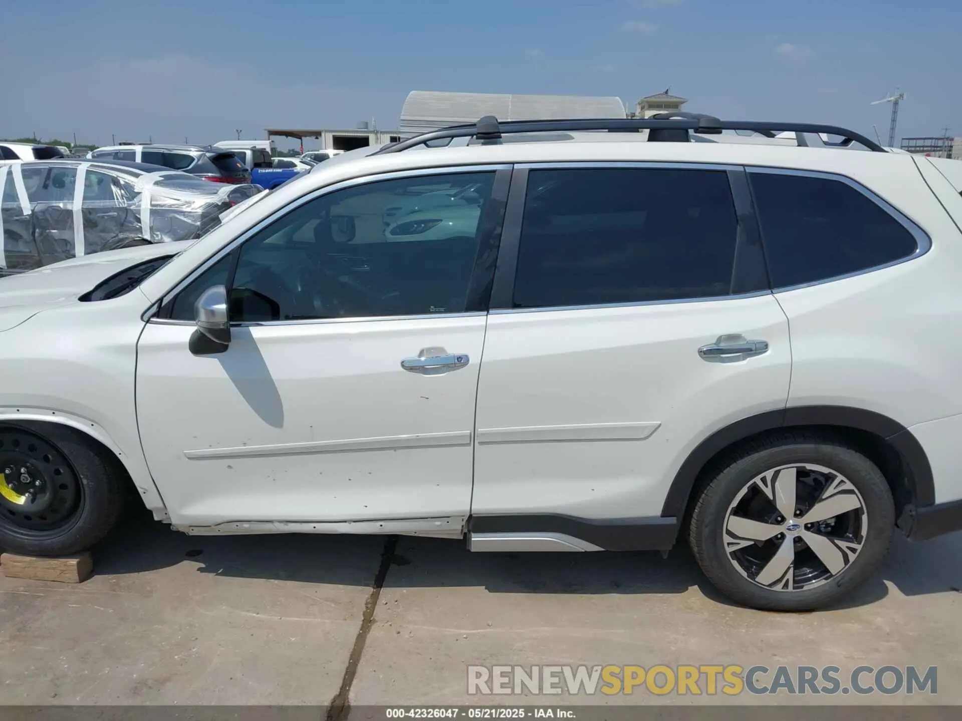 13 Photograph of a damaged car JF2SKAWC2KH595689 SUBARU FORESTER 2019