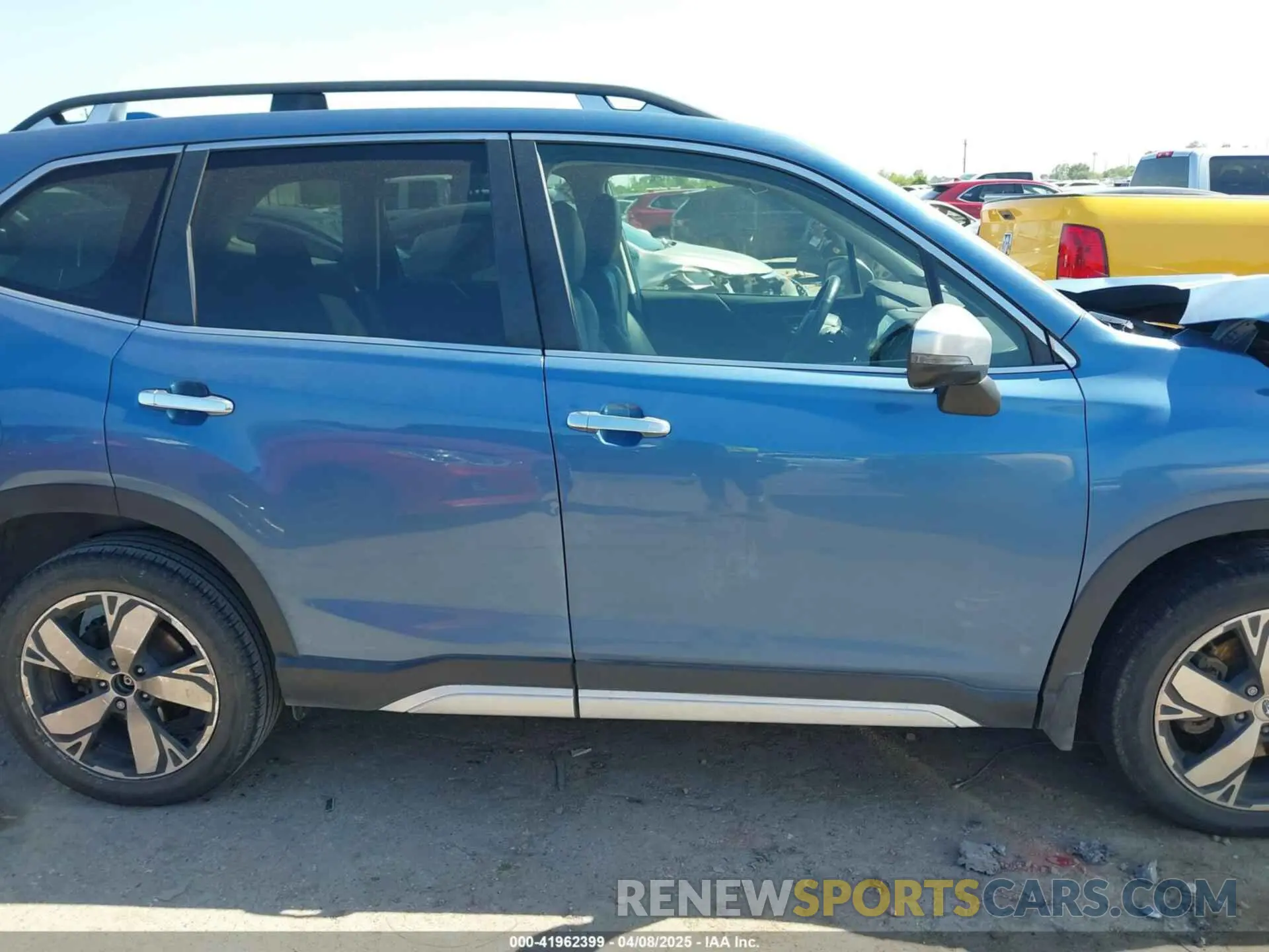 13 Фотография поврежденного автомобиля JF2SKAWC6KH404324 SUBARU FORESTER 2019