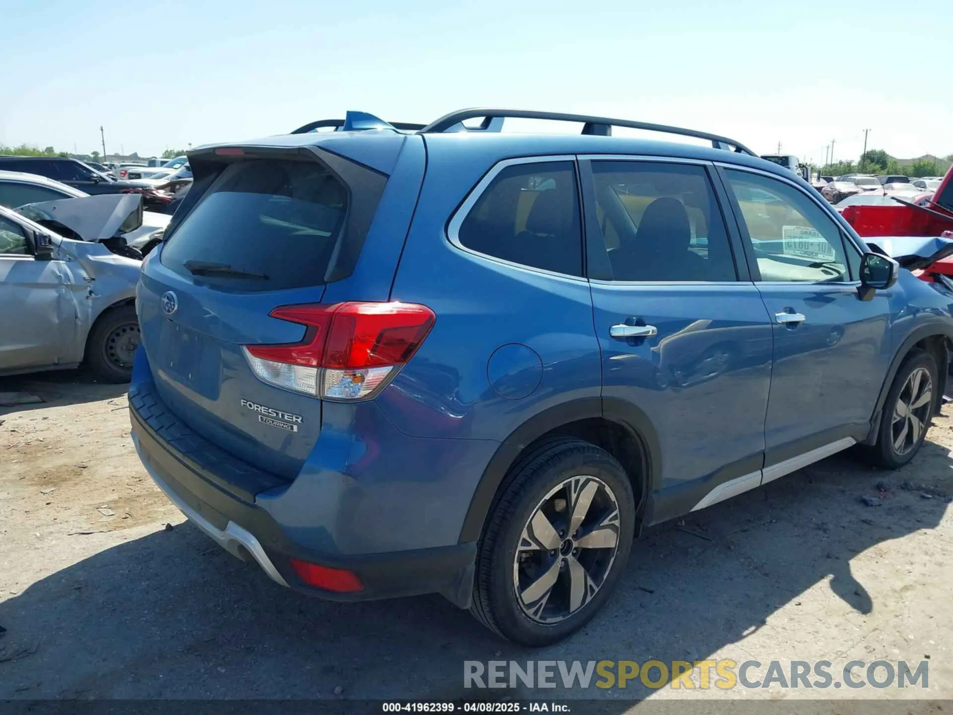 4 Фотография поврежденного автомобиля JF2SKAWC6KH404324 SUBARU FORESTER 2019