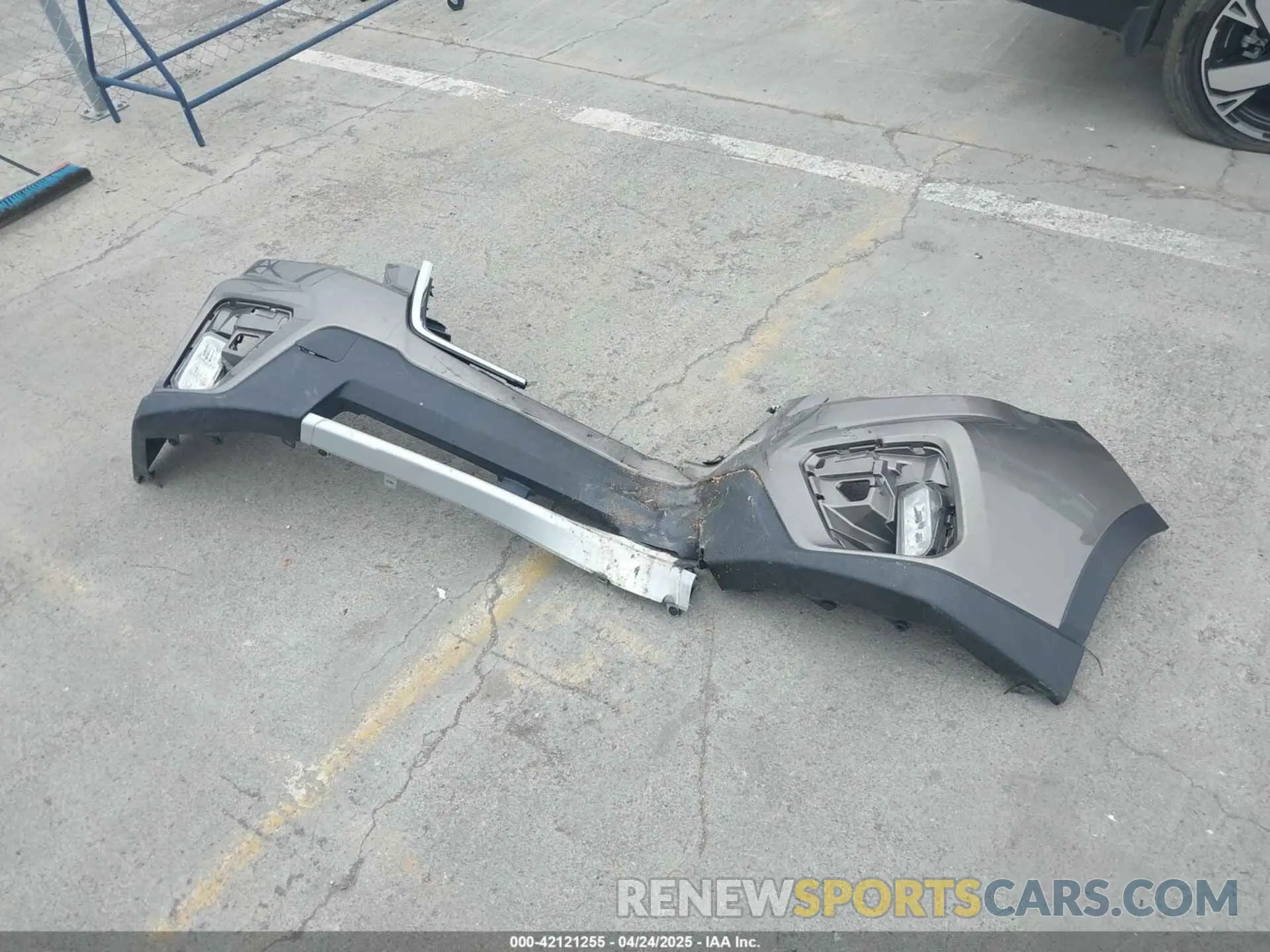 11 Photograph of a damaged car JF2SKAWC6KH495515 SUBARU FORESTER 2019