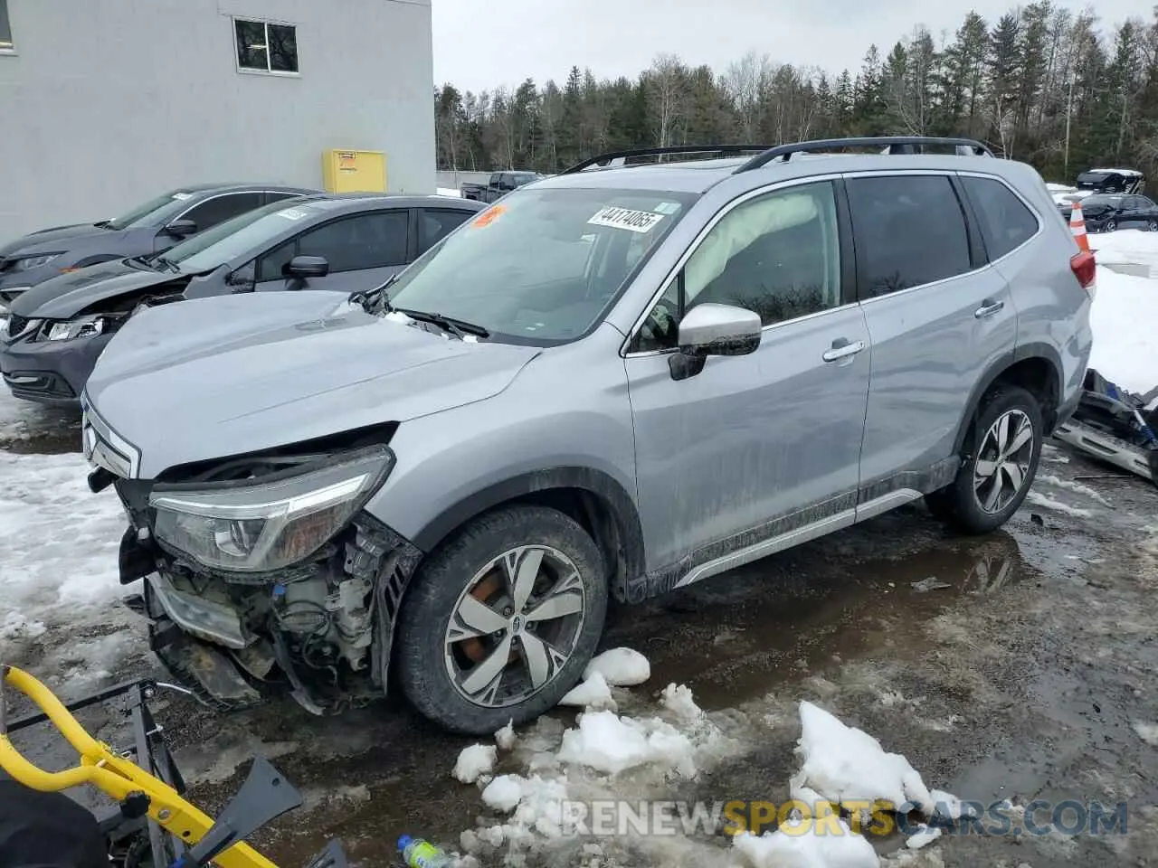 1 Photograph of a damaged car JF2SKEWC9KH482538 SUBARU FORESTER 2019