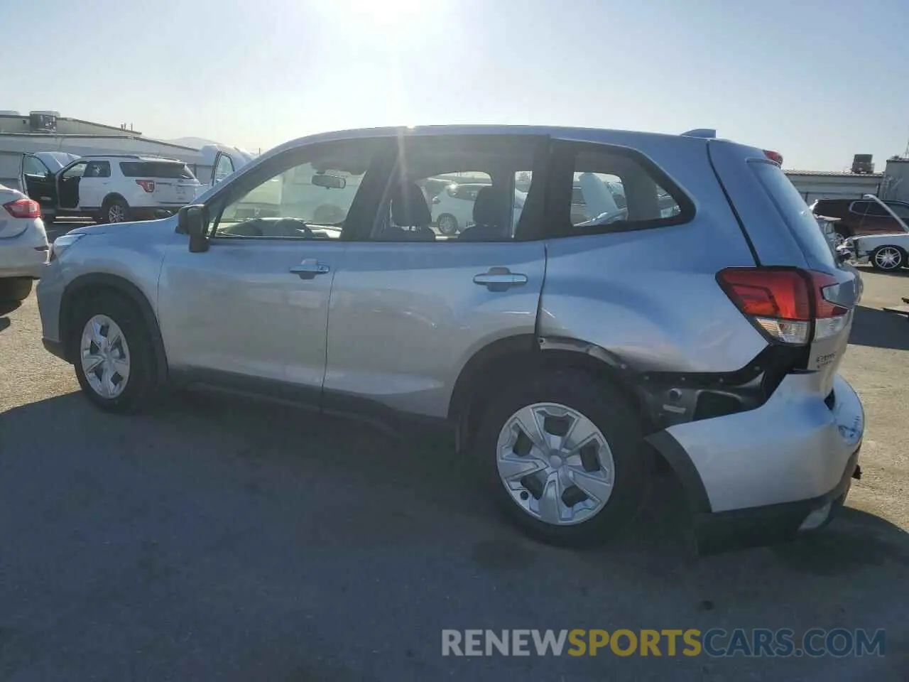 2 Фотография поврежденного автомобиля JF2SKAAC1LH479800 SUBARU FORESTER 2020