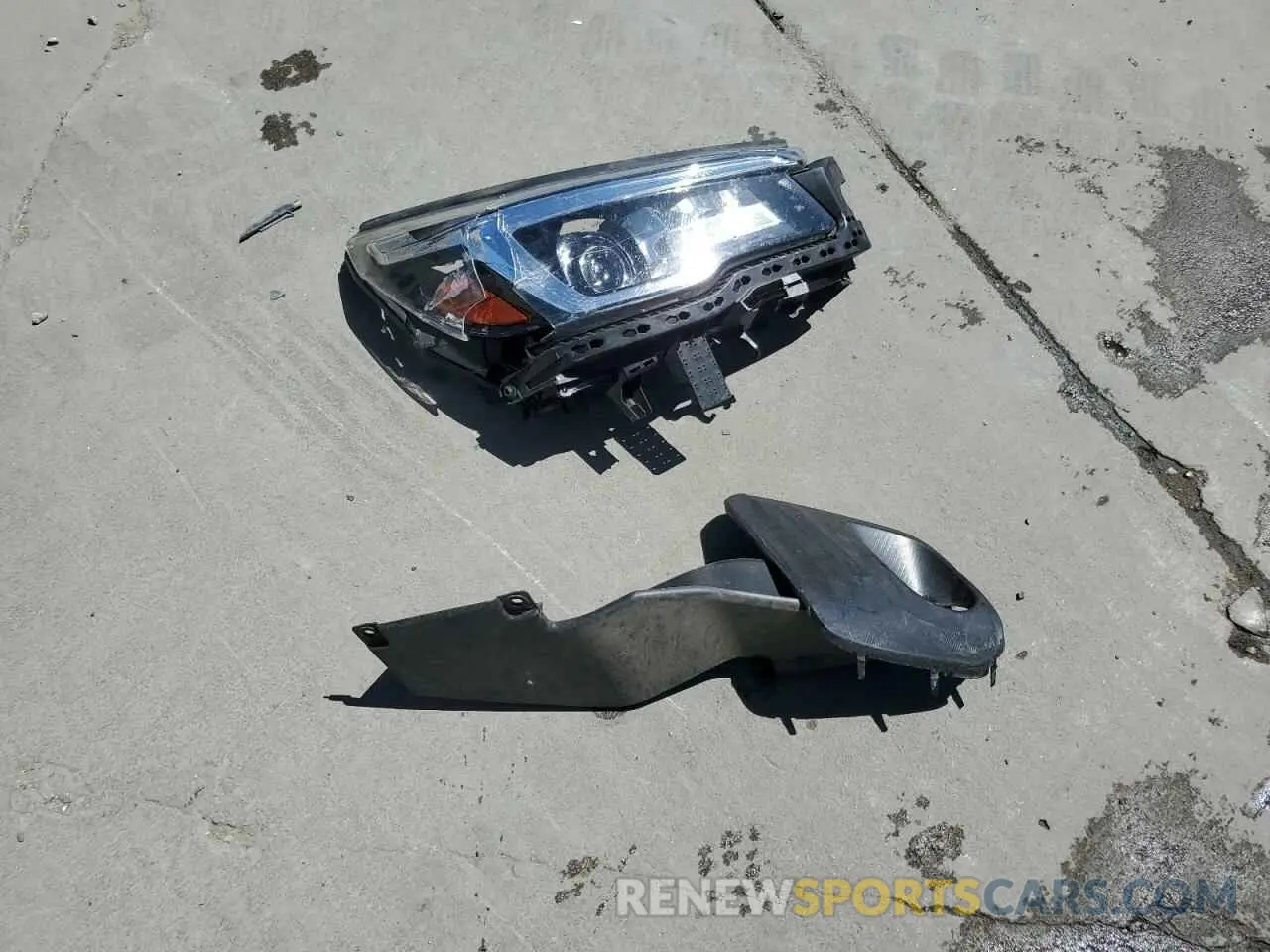 13 Photograph of a damaged car JF2SKADC5LH532624 SUBARU FORESTER 2020