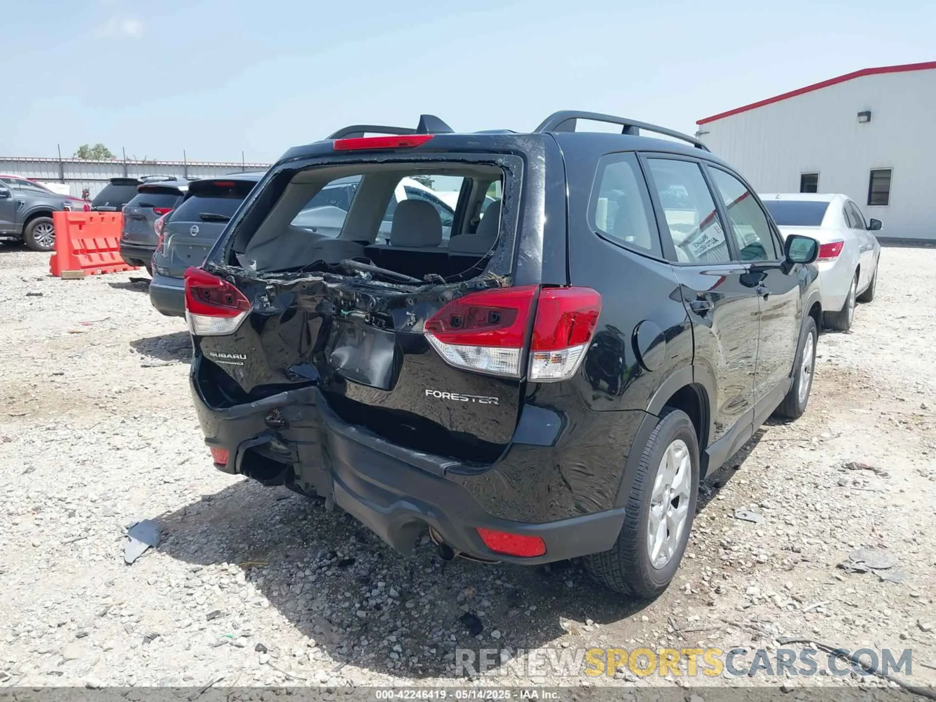 4 Фотография поврежденного автомобиля JF2SKADC7LH465766 SUBARU FORESTER 2020