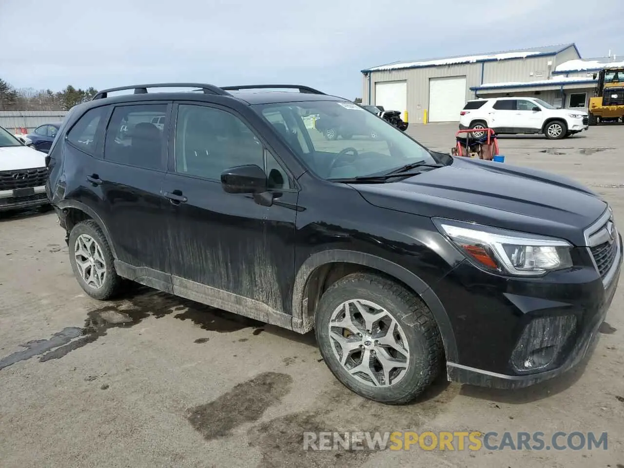 4 Photograph of a damaged car JF2SKAGC1LH585056 SUBARU FORESTER 2020