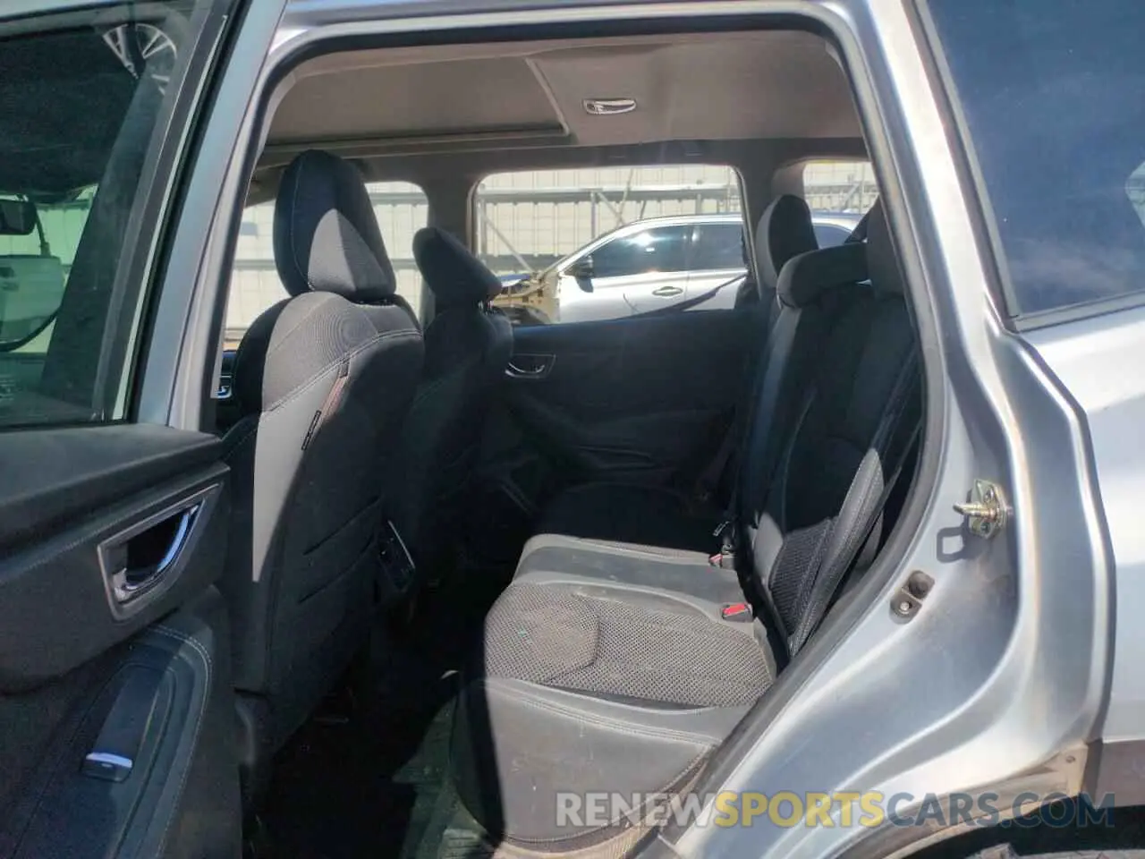 11 Photograph of a damaged car JF2SKAJC1LH513671 SUBARU FORESTER 2020