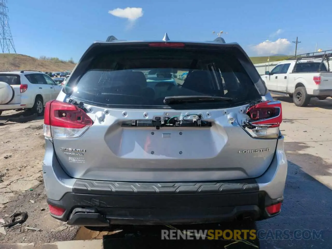 6 Photograph of a damaged car JF2SKAJC1LH513671 SUBARU FORESTER 2020