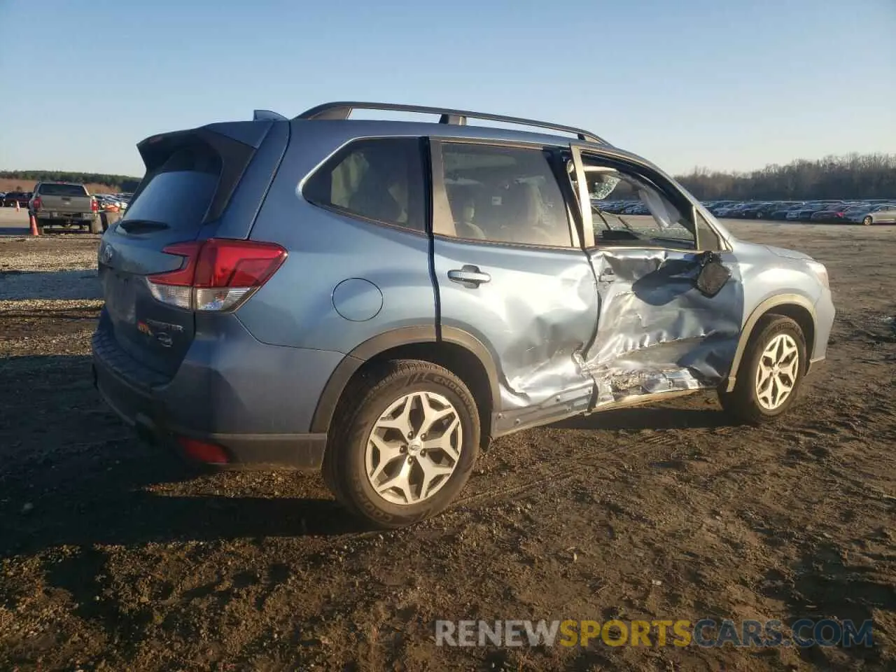 3 Фотография поврежденного автомобиля JF2SKAJC1LH564894 SUBARU FORESTER 2020