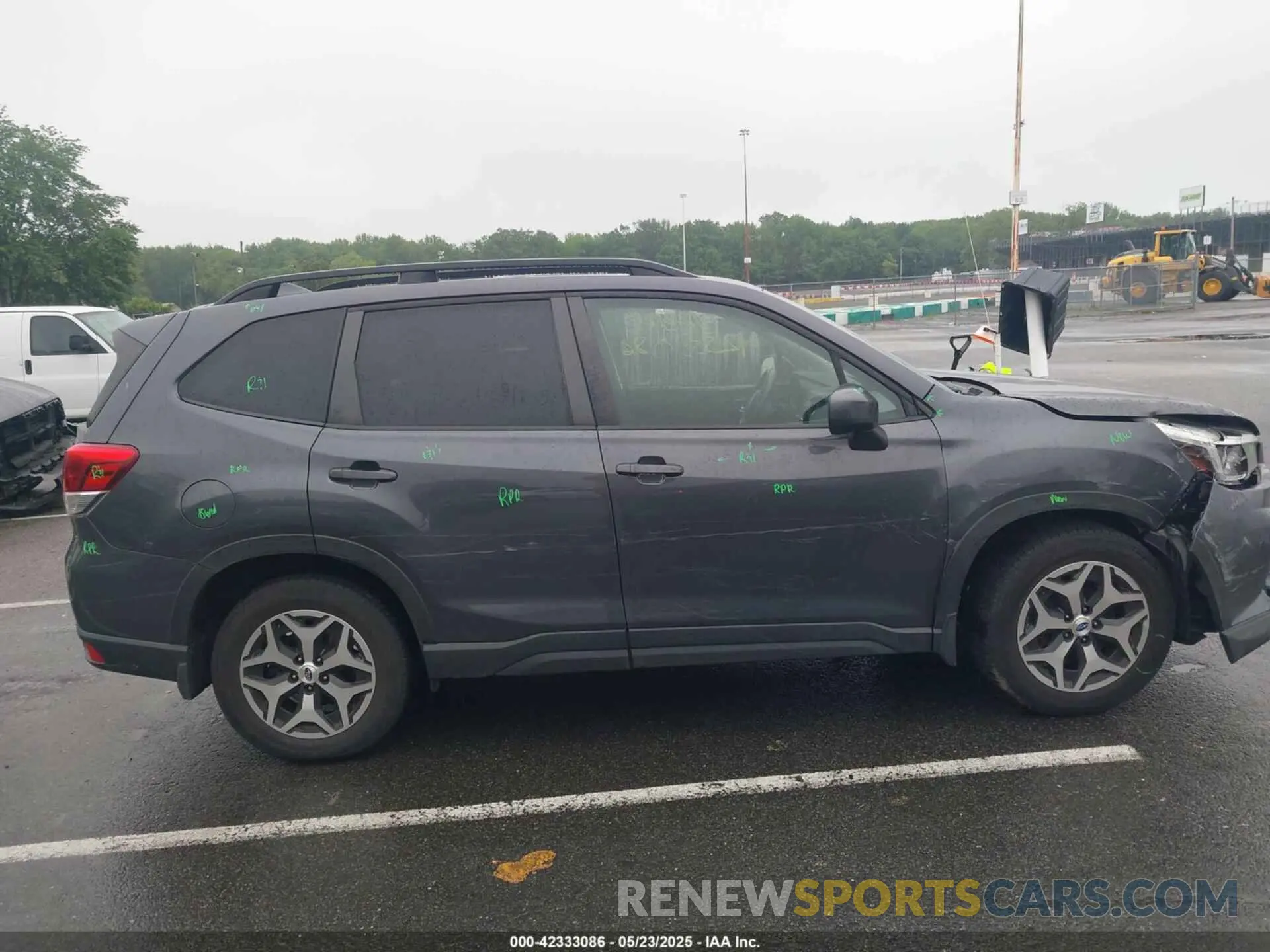 13 Photograph of a damaged car JF2SKAJC1LH594753 SUBARU FORESTER 2020