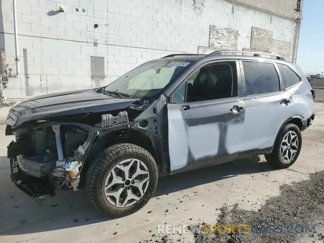 1 Photograph of a damaged car JF2SKAJC2LH518295 SUBARU FORESTER 2020
