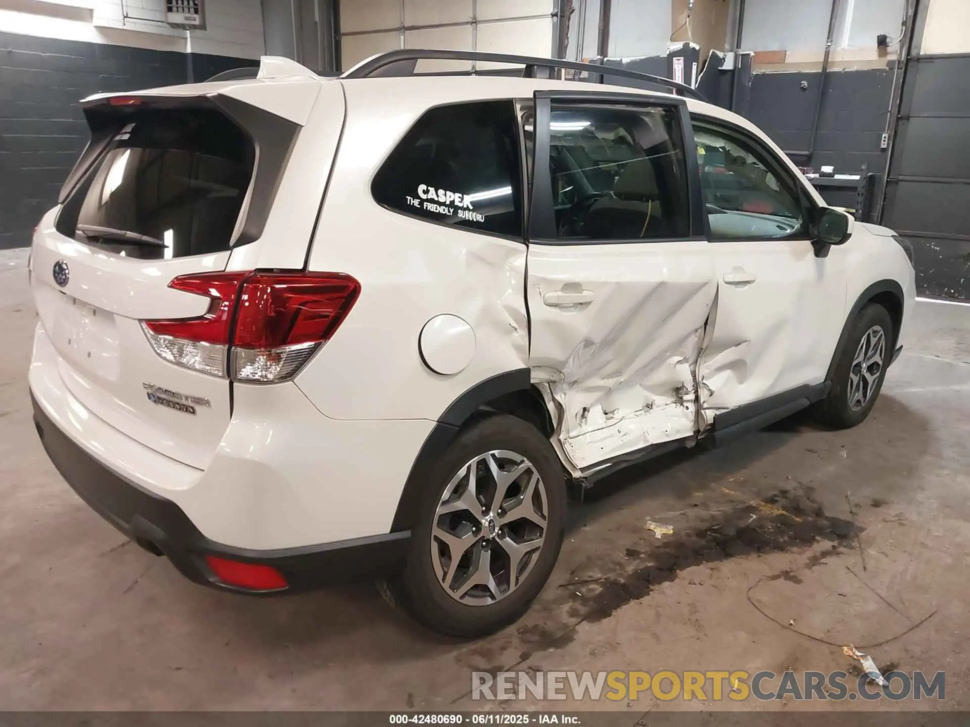 4 Photograph of a damaged car JF2SKAJC3LH413653 SUBARU FORESTER 2020