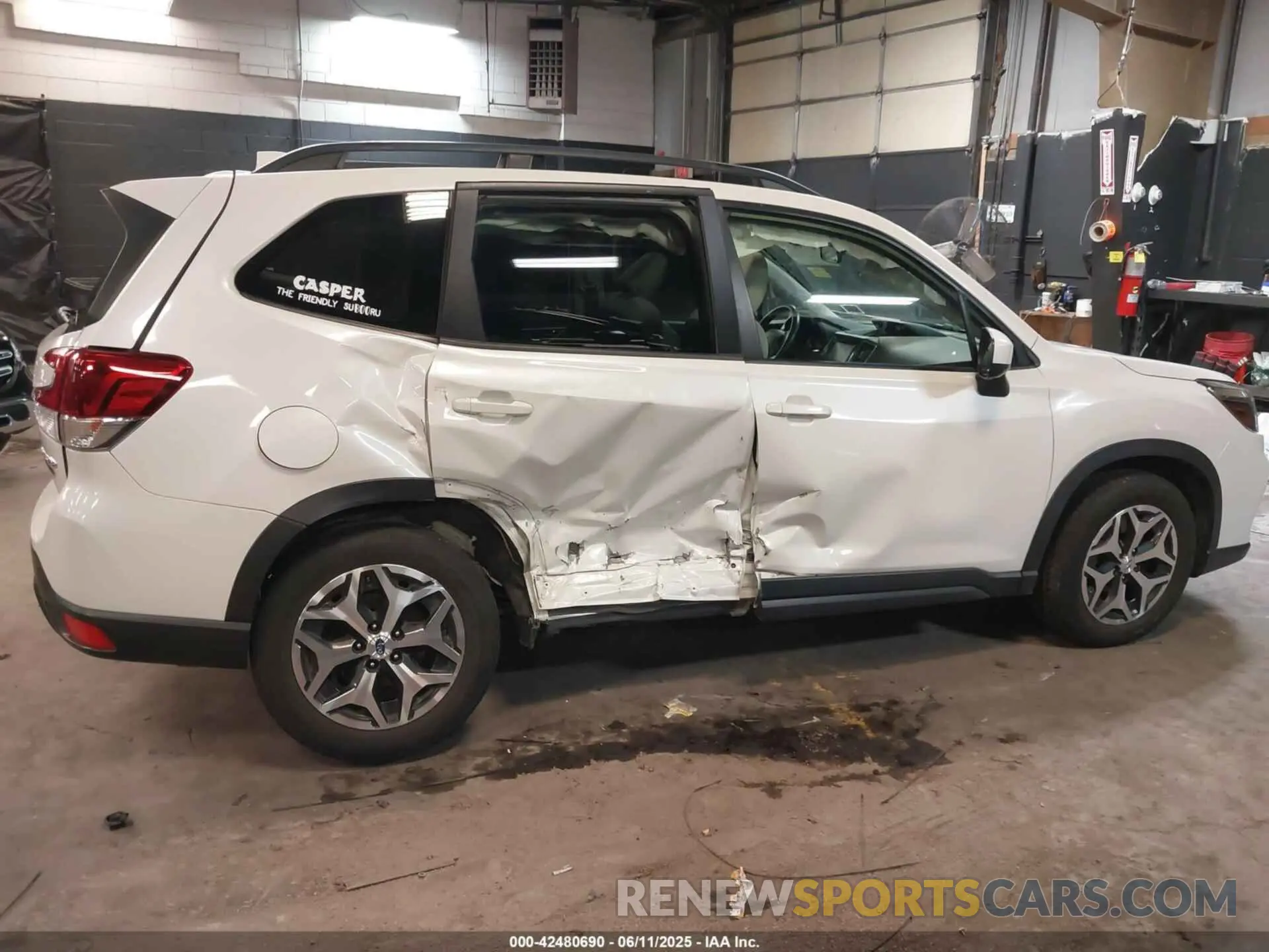 6 Photograph of a damaged car JF2SKAJC3LH413653 SUBARU FORESTER 2020