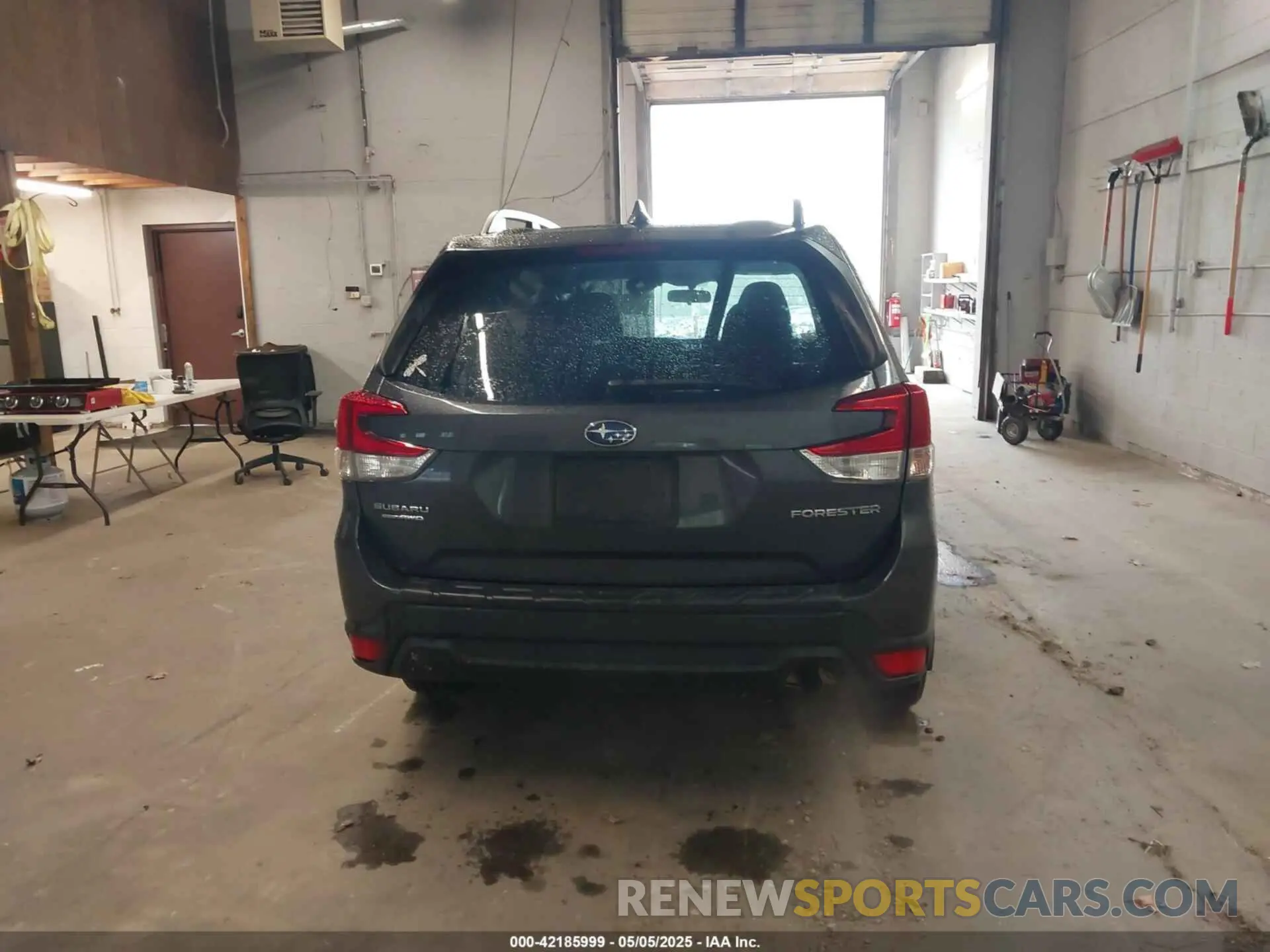 16 Photograph of a damaged car JF2SKAJC5LH559942 SUBARU FORESTER 2020