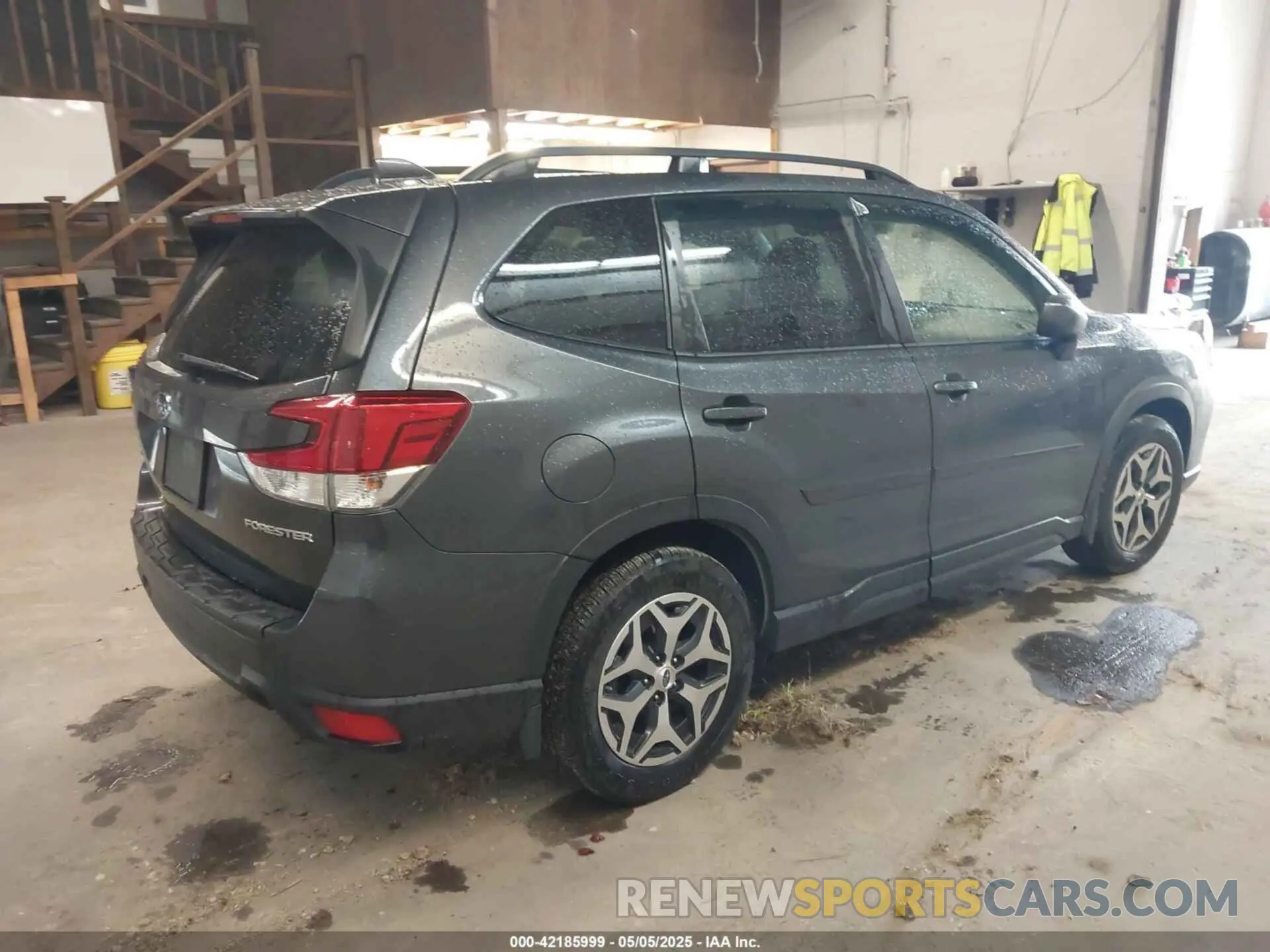 4 Photograph of a damaged car JF2SKAJC5LH559942 SUBARU FORESTER 2020