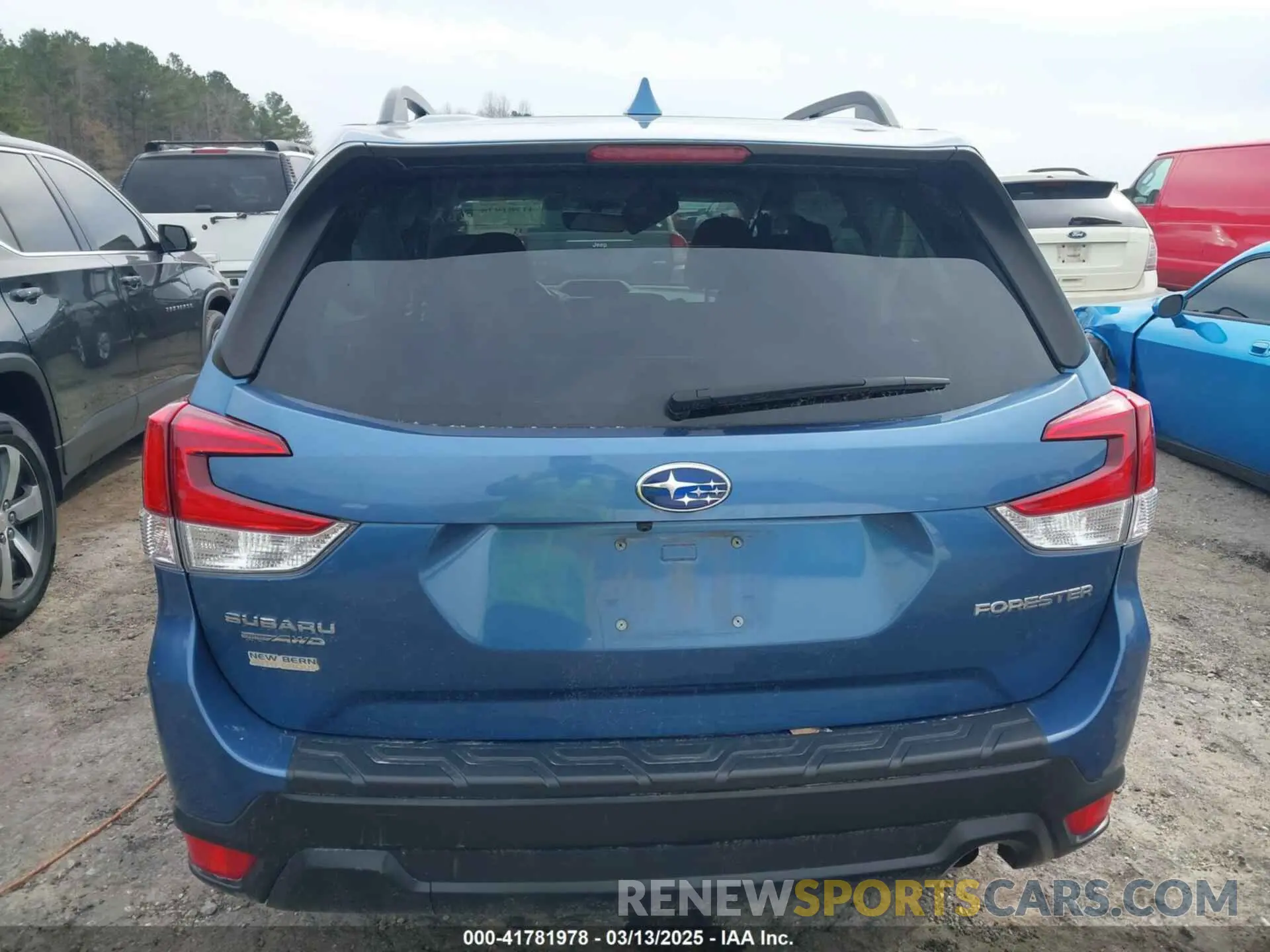 16 Photograph of a damaged car JF2SKAJC5LH586588 SUBARU FORESTER 2020