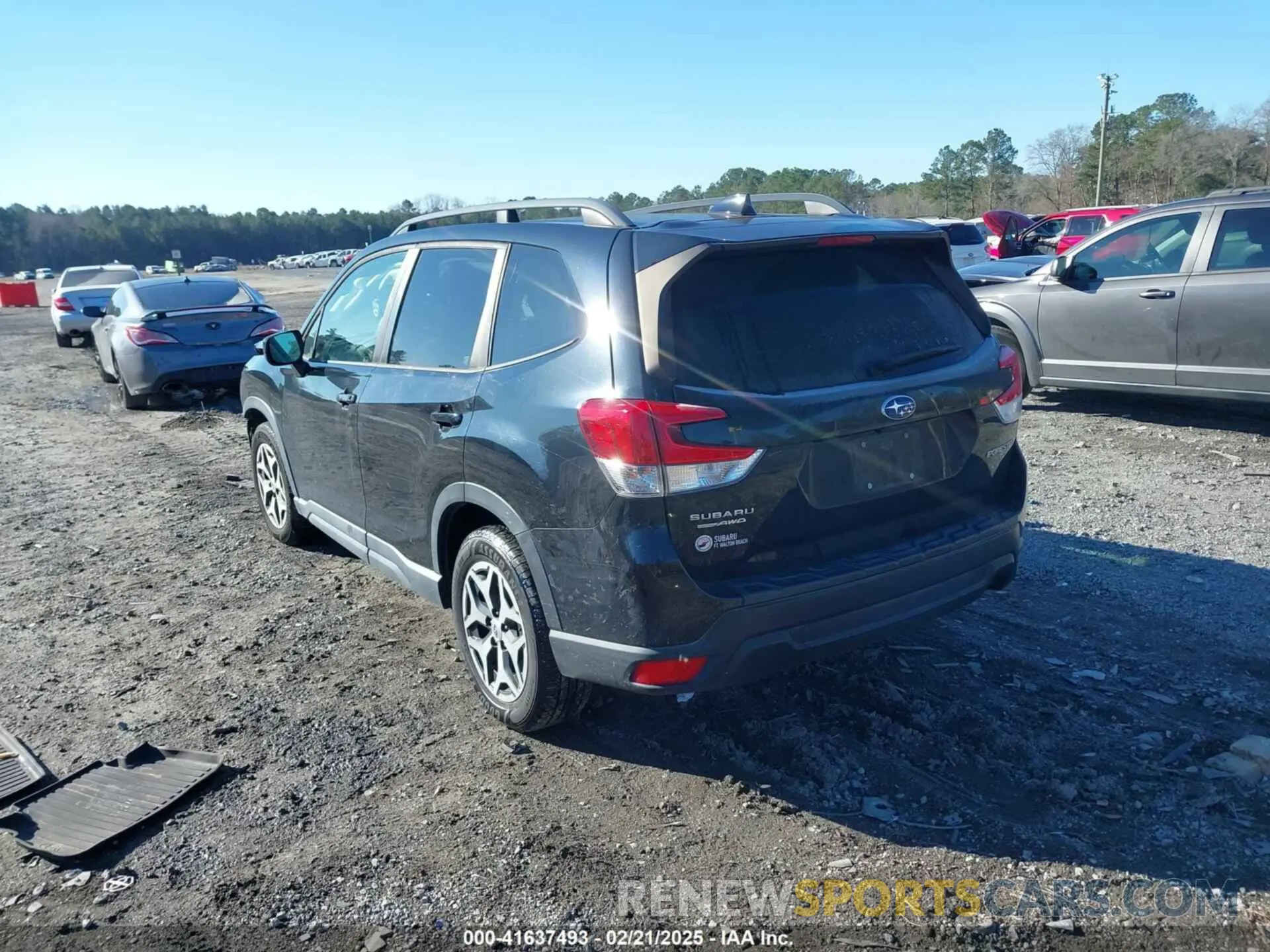 3 Photograph of a damaged car JF2SKAJC7LH422596 SUBARU FORESTER 2020