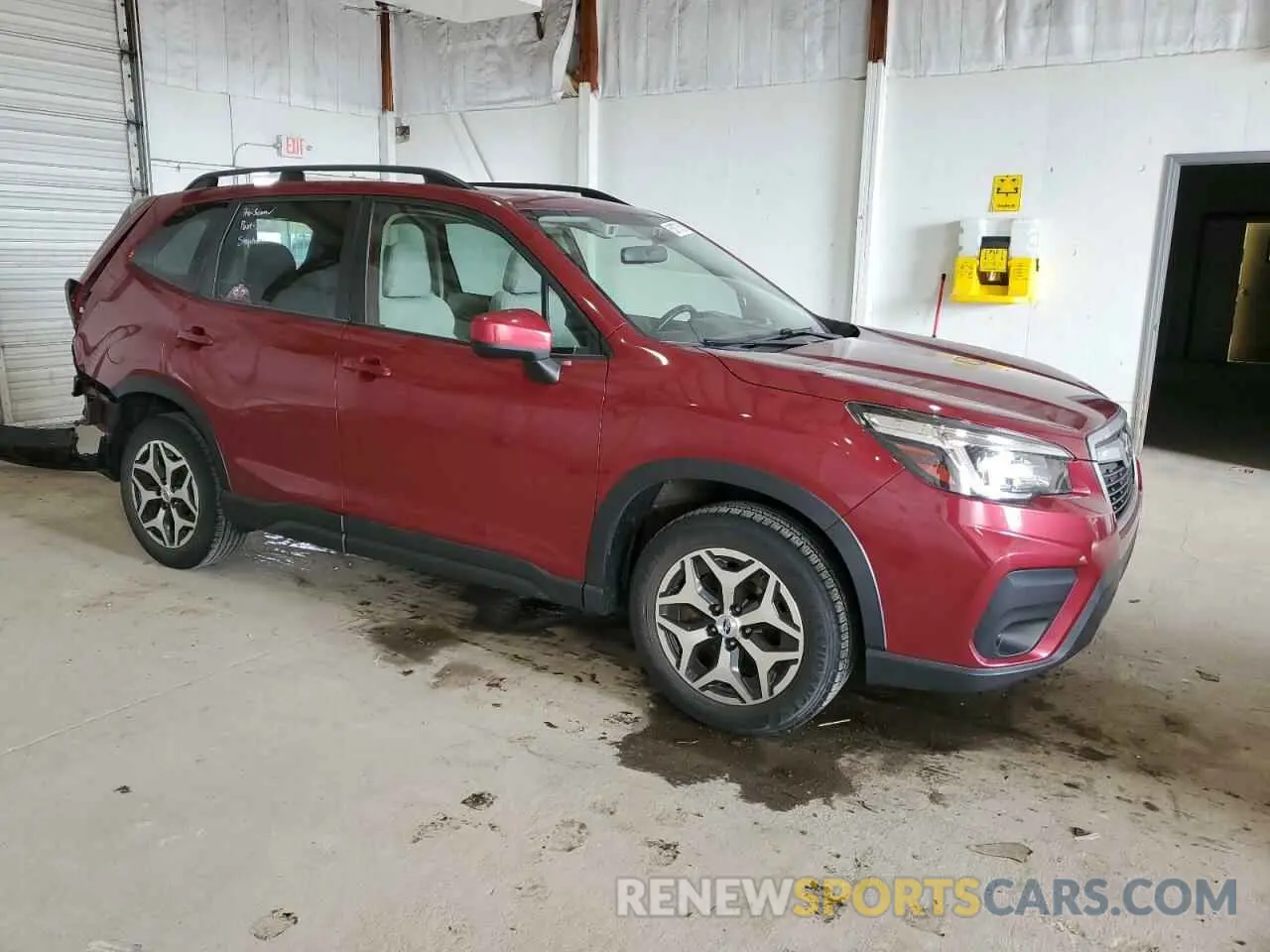 4 Photograph of a damaged car JF2SKAJC7LH519006 SUBARU FORESTER 2020