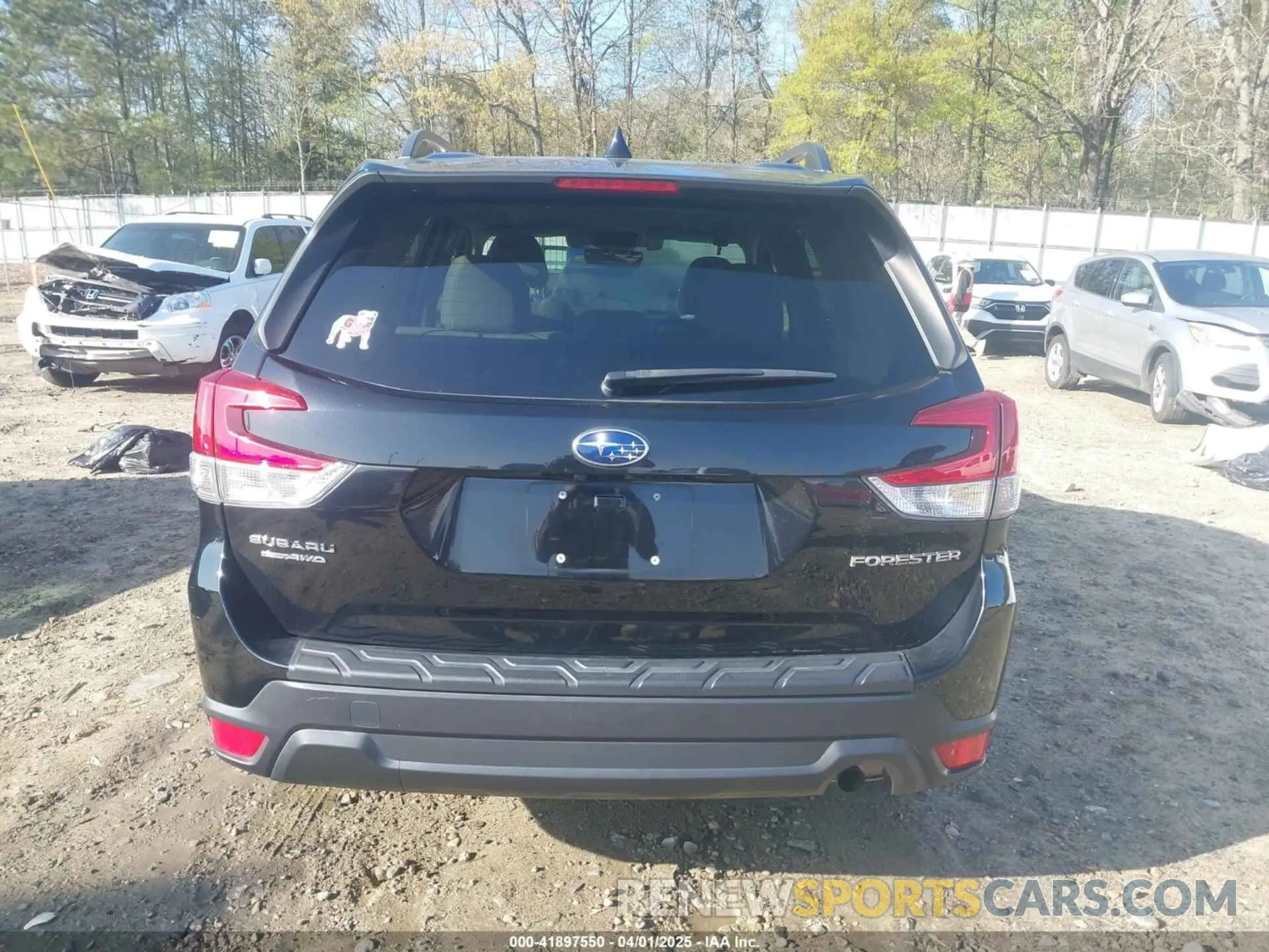 17 Photograph of a damaged car JF2SKAJC8LH437673 SUBARU FORESTER 2020