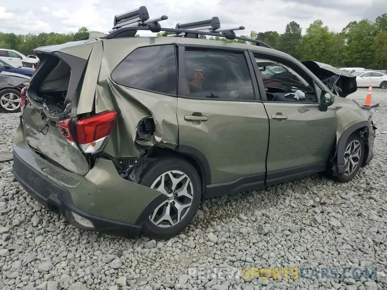 3 Фотография поврежденного автомобиля JF2SKAJC9LH457284 SUBARU FORESTER 2020
