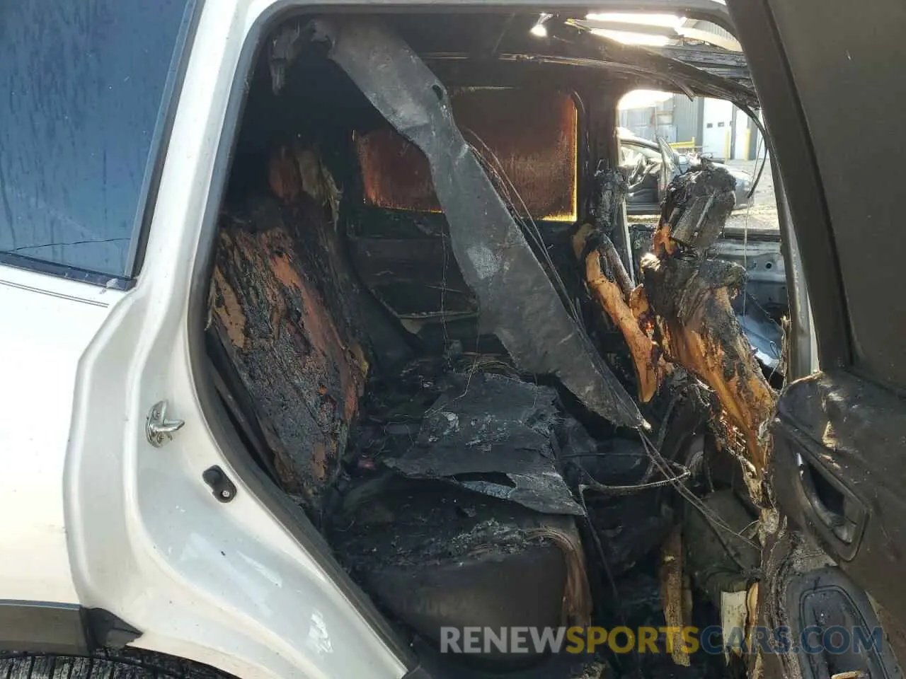 11 Photograph of a damaged car JF2SKAJCXLH524958 SUBARU FORESTER 2020