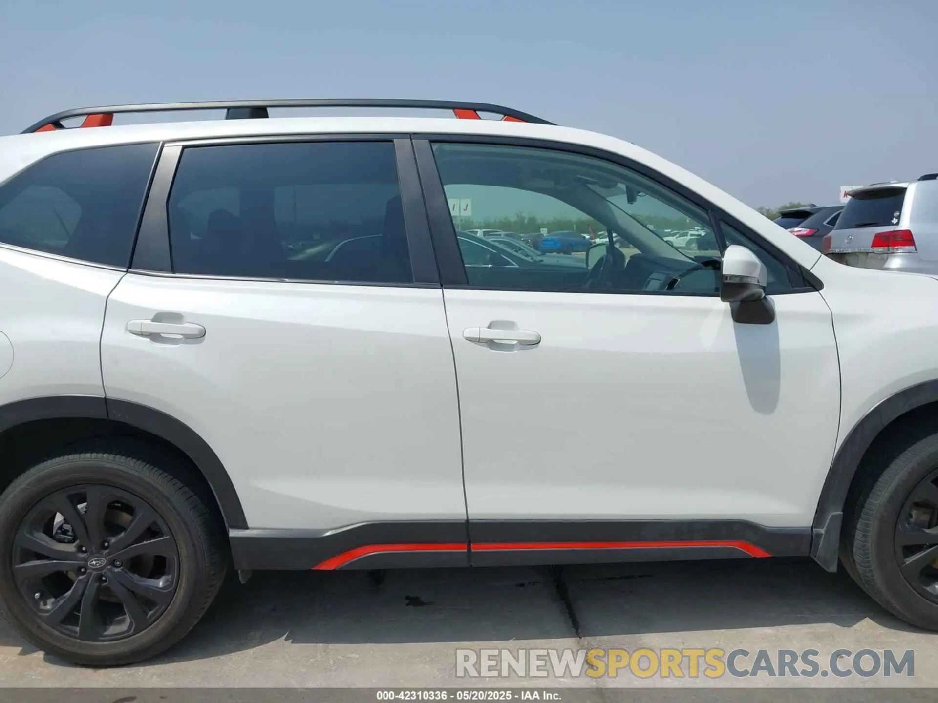 13 Photograph of a damaged car JF2SKALCXLH569282 SUBARU FORESTER 2020