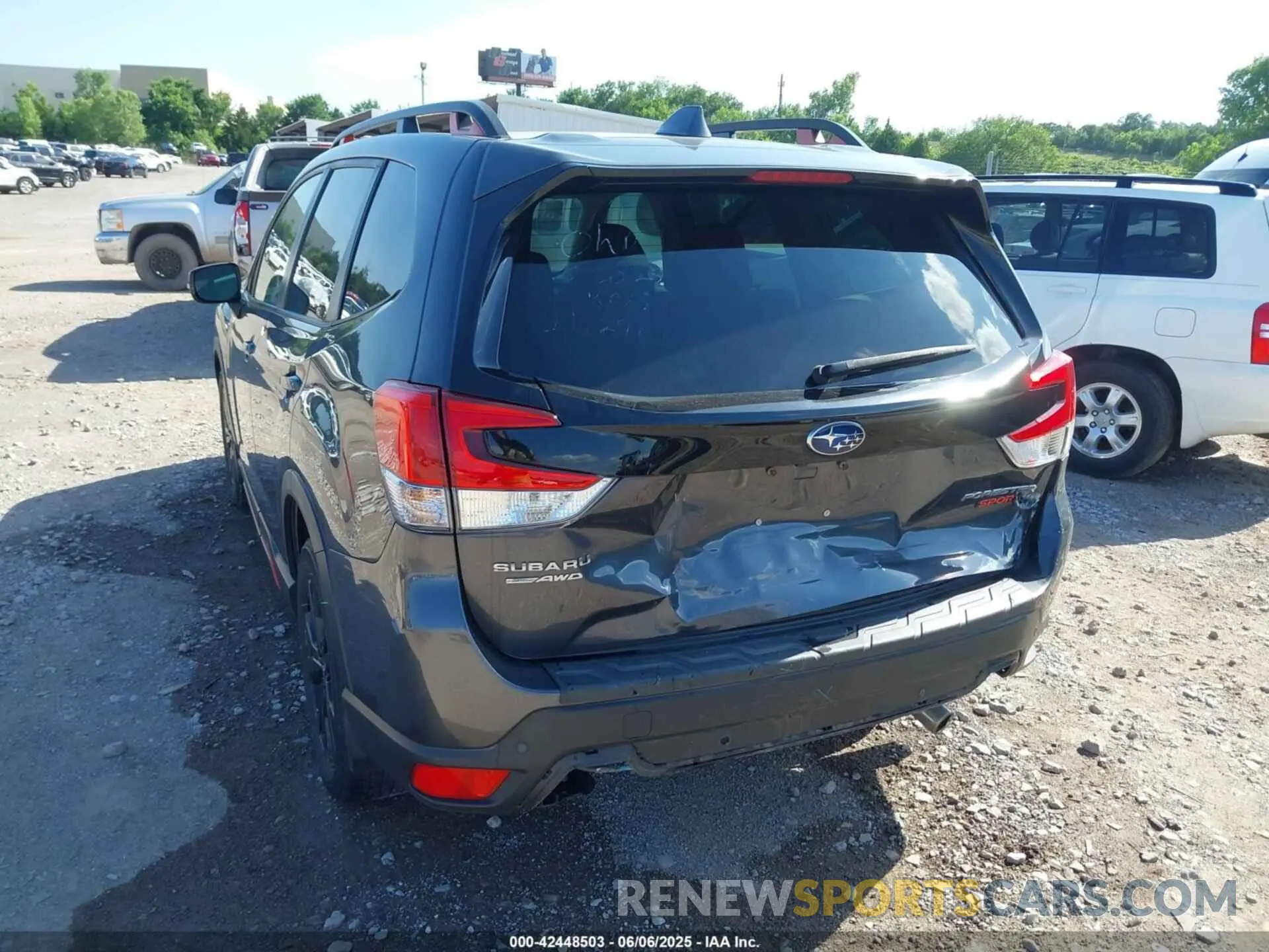 16 Photograph of a damaged car JF2SKARC8LH528057 SUBARU FORESTER 2020