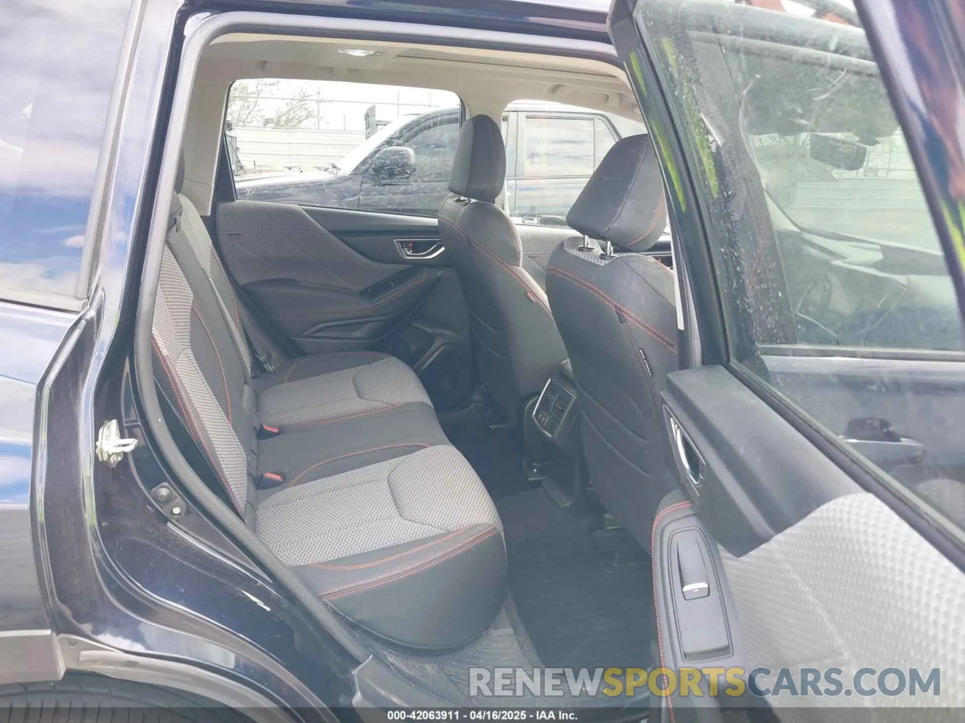 8 Фотография поврежденного автомобиля JF2SKARCXLH424184 SUBARU FORESTER 2020
