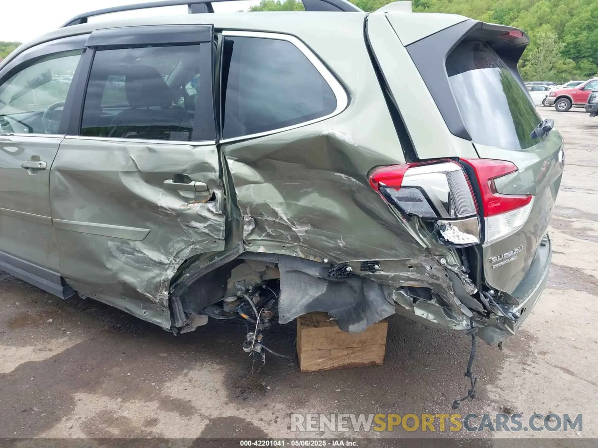 6 Photograph of a damaged car JF2SKAUC9LH541455 SUBARU FORESTER 2020
