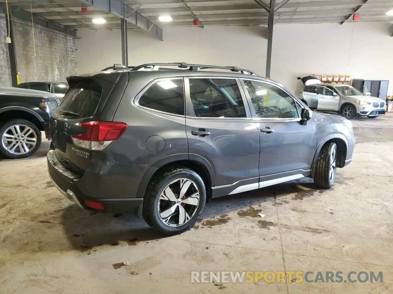 3 Фотография поврежденного автомобиля JF2SKAXC1LH567074 SUBARU FORESTER 2020