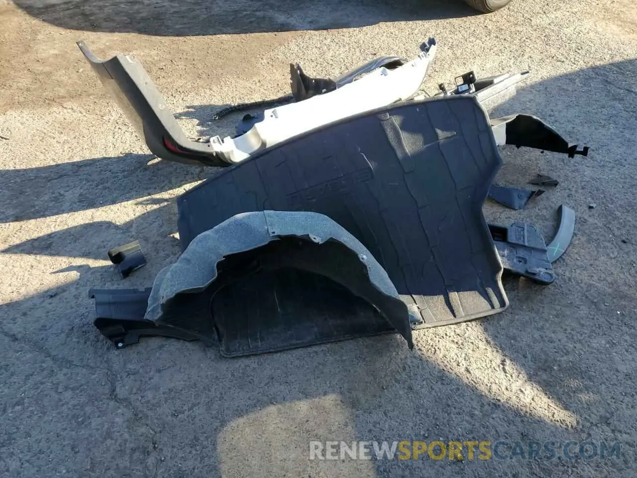 13 Photograph of a damaged car JF2SKAXC7LH414585 SUBARU FORESTER 2020