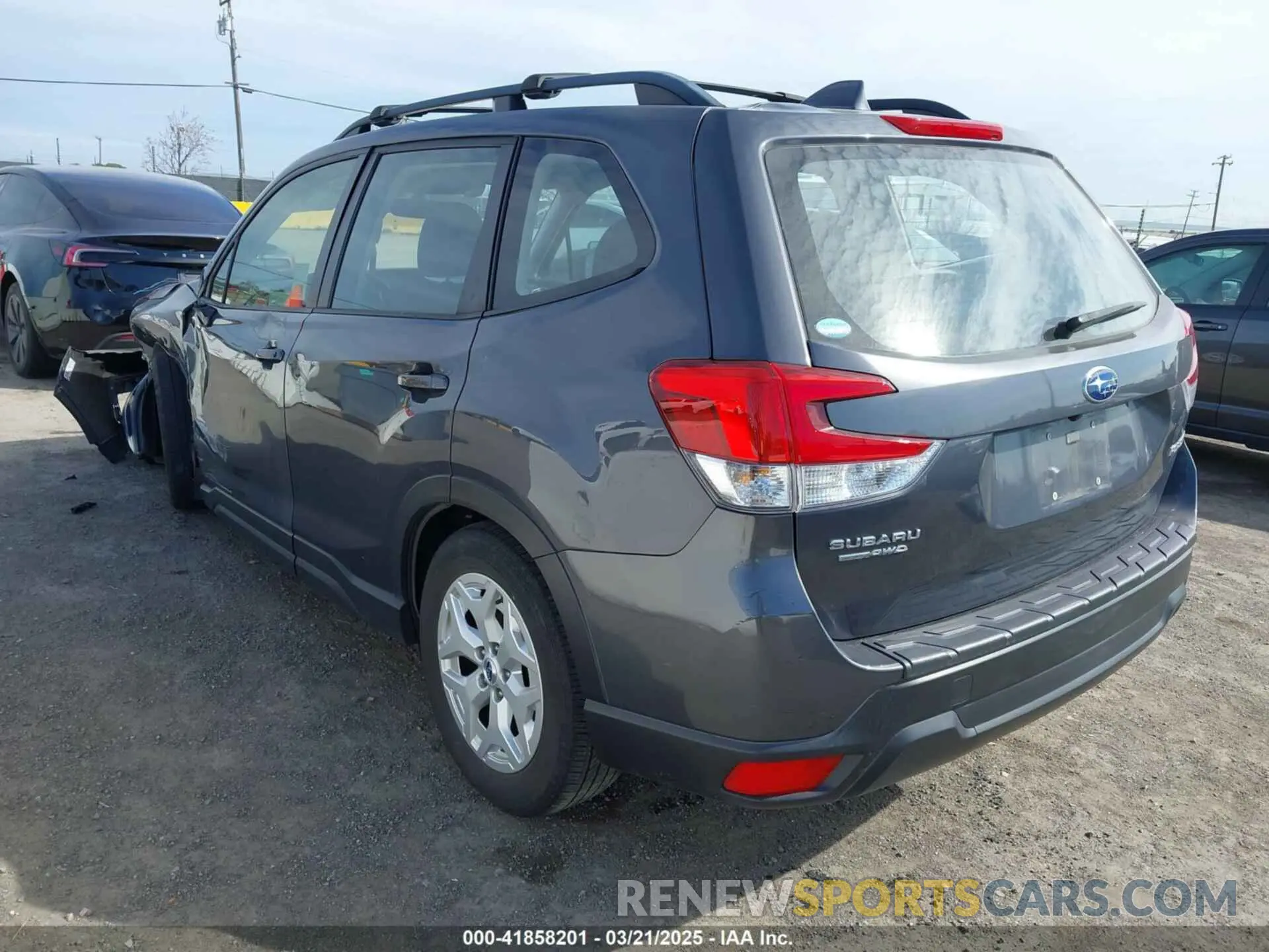 3 Фотография поврежденного автомобиля JF2SKADC3MH404559 SUBARU FORESTER 2021