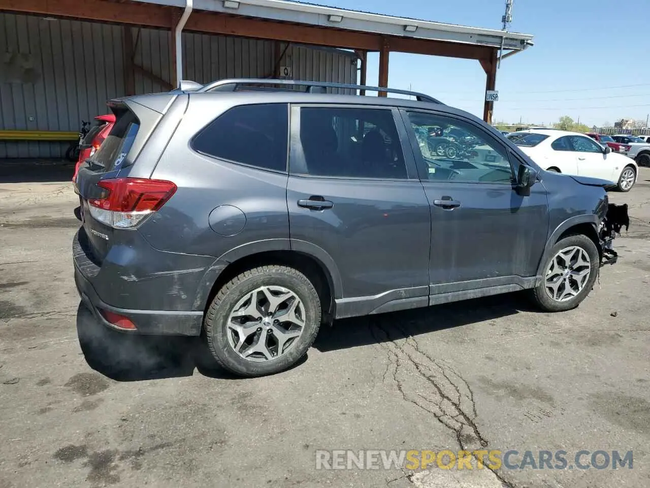 3 Фотография поврежденного автомобиля JF2SKAFC2MH416845 SUBARU FORESTER 2021