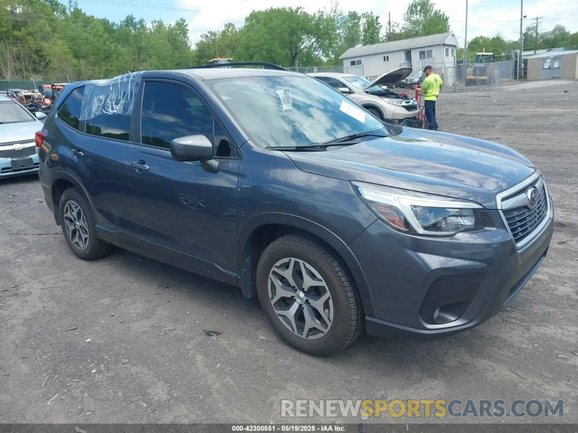 1 Фотография поврежденного автомобиля JF2SKAFC2MH584758 SUBARU FORESTER 2021
