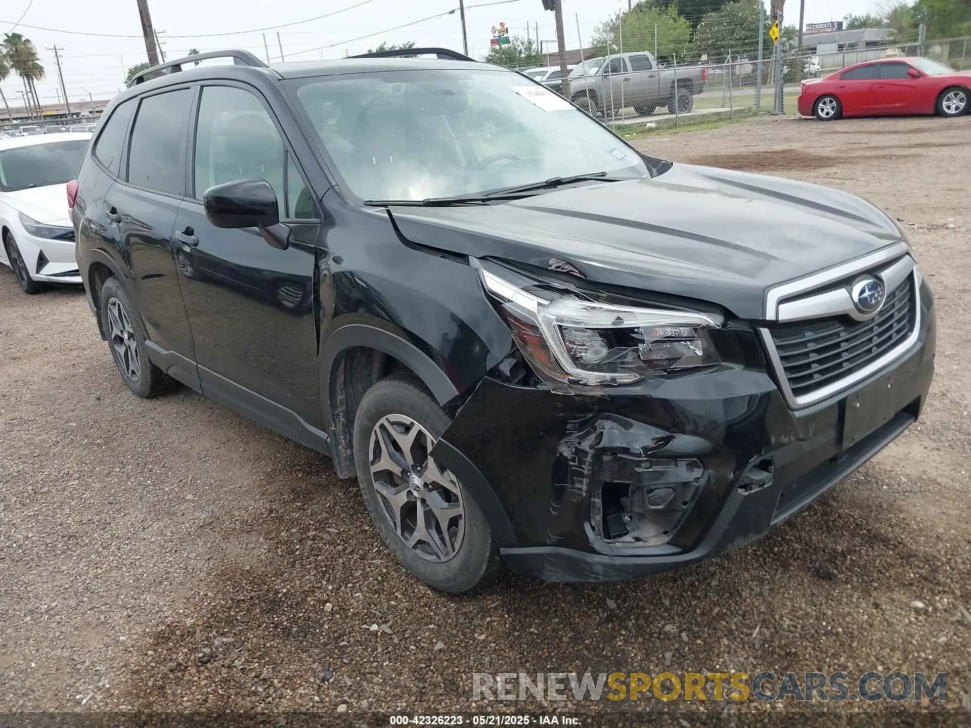 1 Photograph of a damaged car JF2SKAFC9MH564491 SUBARU FORESTER 2021
