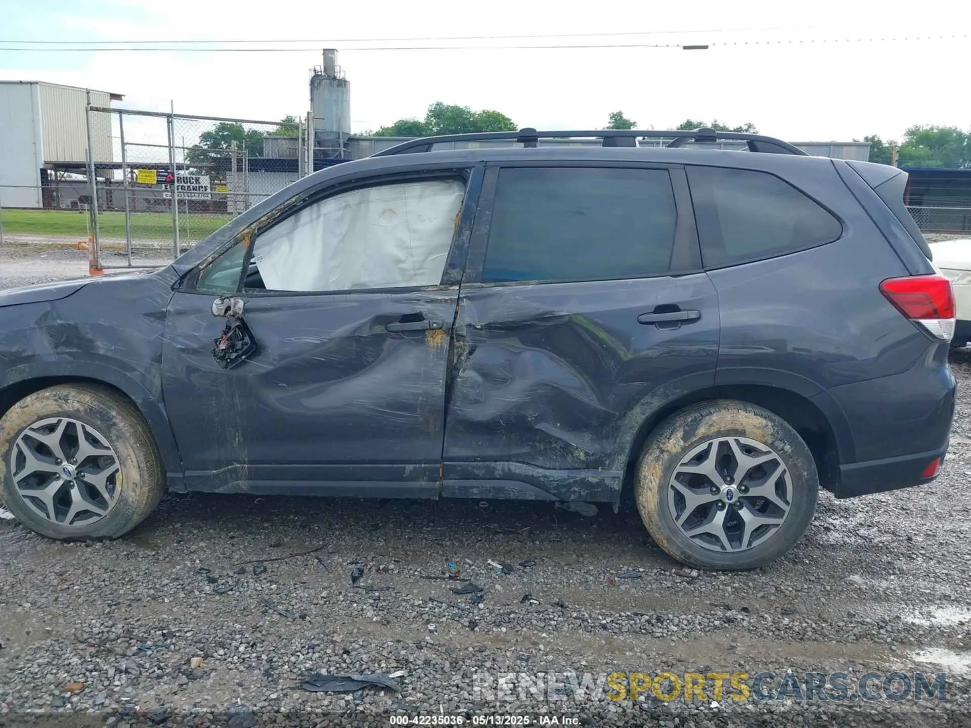 14 Photograph of a damaged car JF2SKAFCXMH529636 SUBARU FORESTER 2021