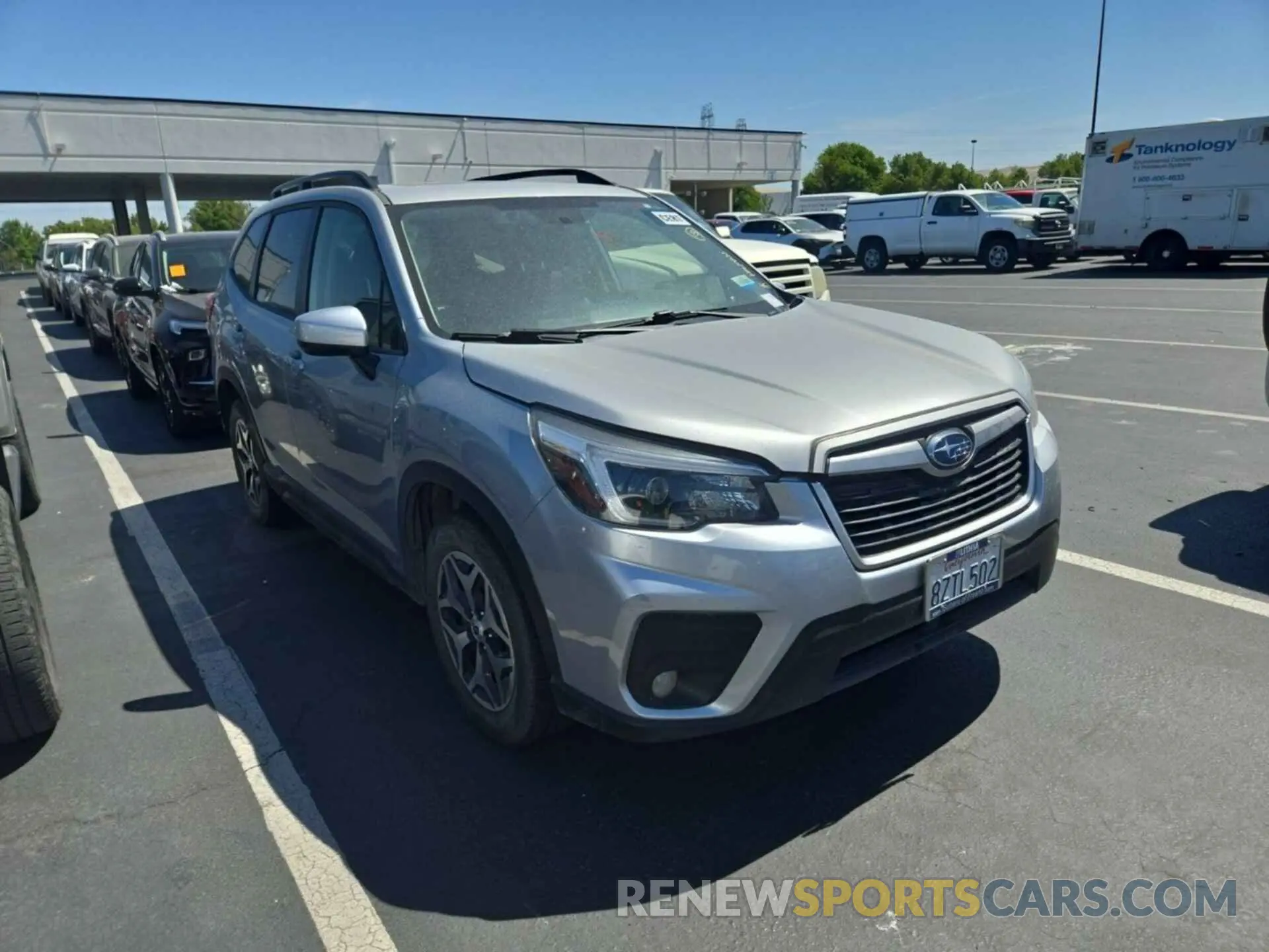 32 Photograph of a damaged car JF2SKAJC3MH580595 SUBARU FORESTER 2021