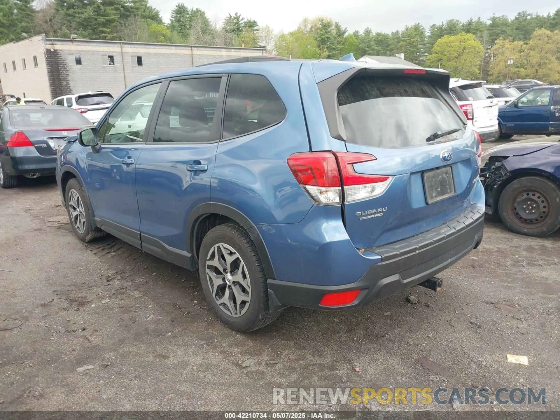 3 Photograph of a damaged car JF2SKAJC5MH436675 SUBARU FORESTER 2021