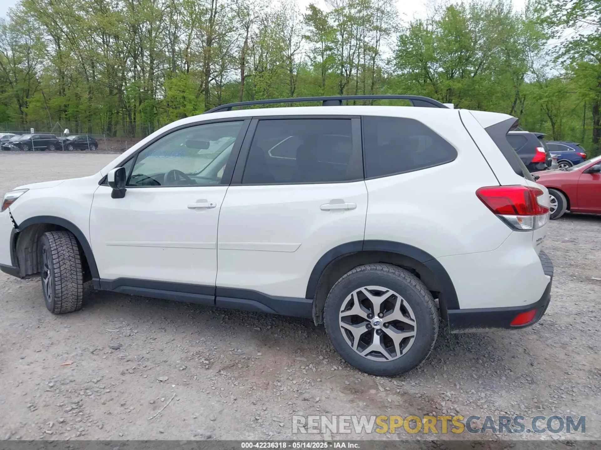 14 Photograph of a damaged car JF2SKAJC6MH421831 SUBARU FORESTER 2021