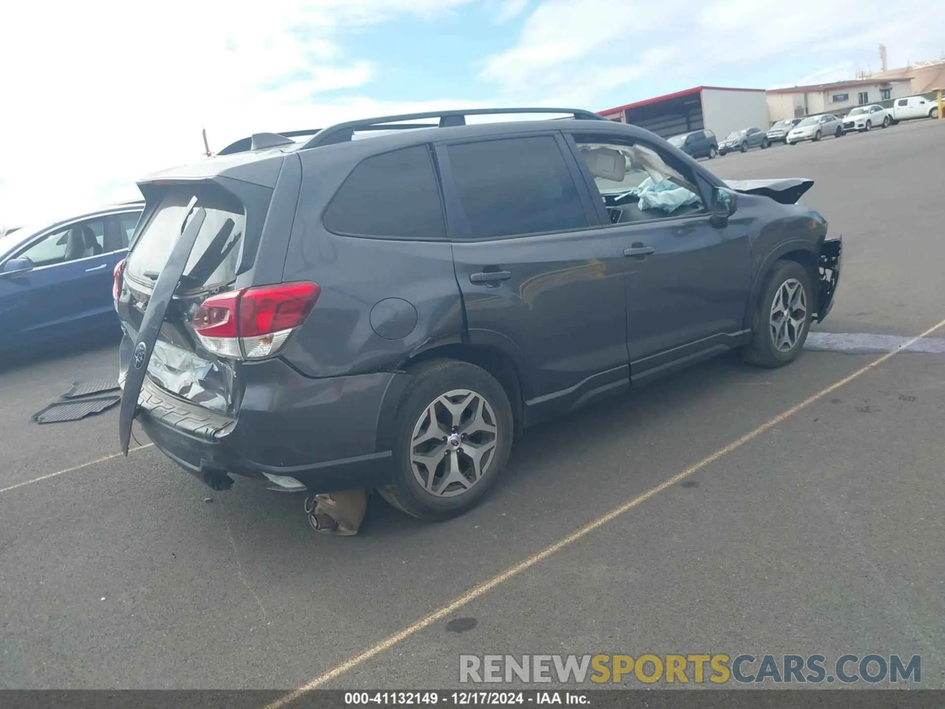 4 Photograph of a damaged car JF2SKAJC7MH424219 SUBARU FORESTER 2021