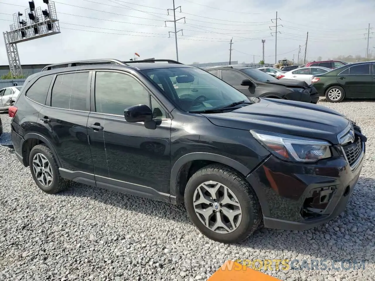 4 Photograph of a damaged car JF2SKAJC7MH470116 SUBARU FORESTER 2021