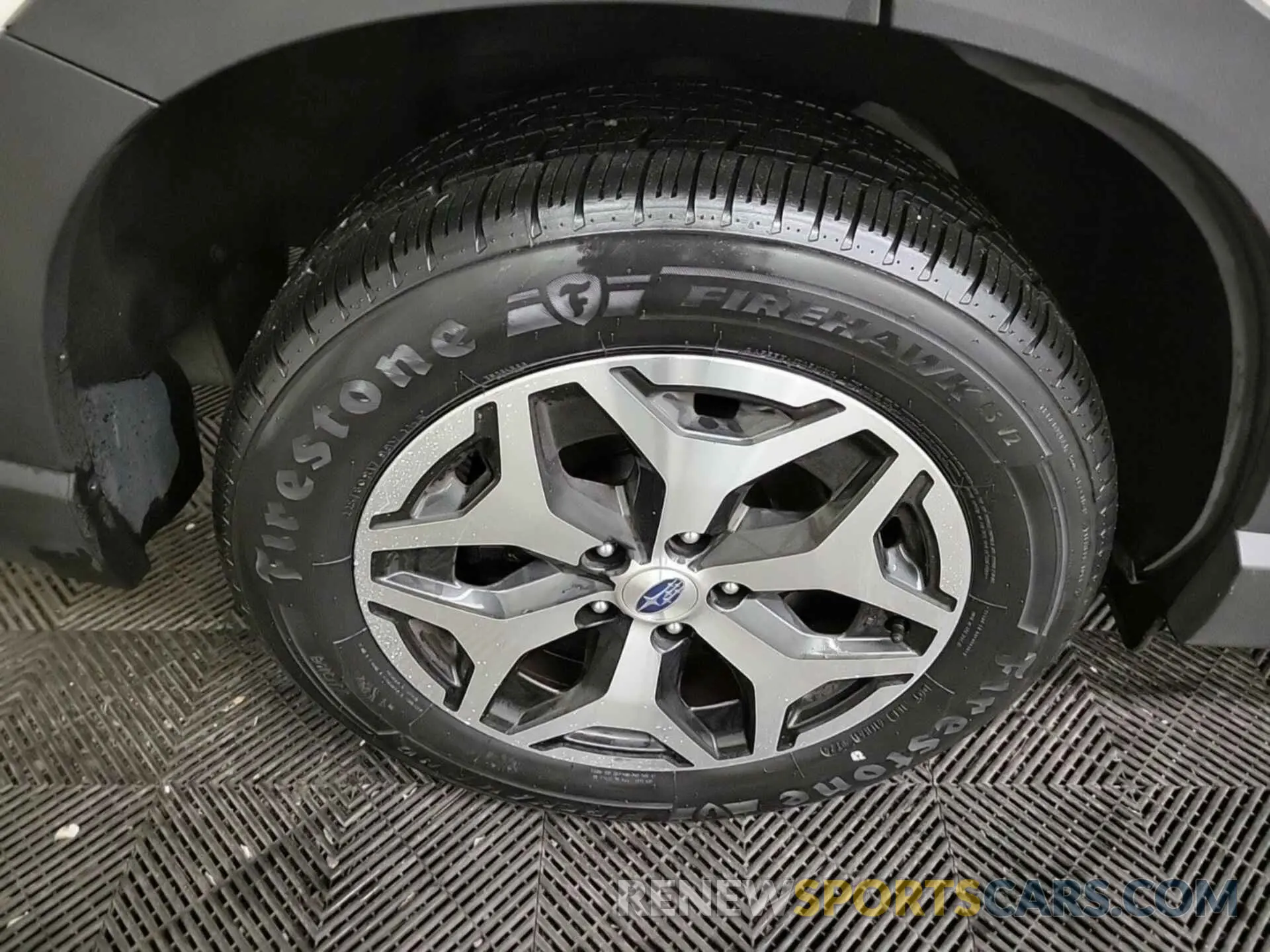 31 Photograph of a damaged car JF2SKAJC8MH589339 SUBARU FORESTER 2021