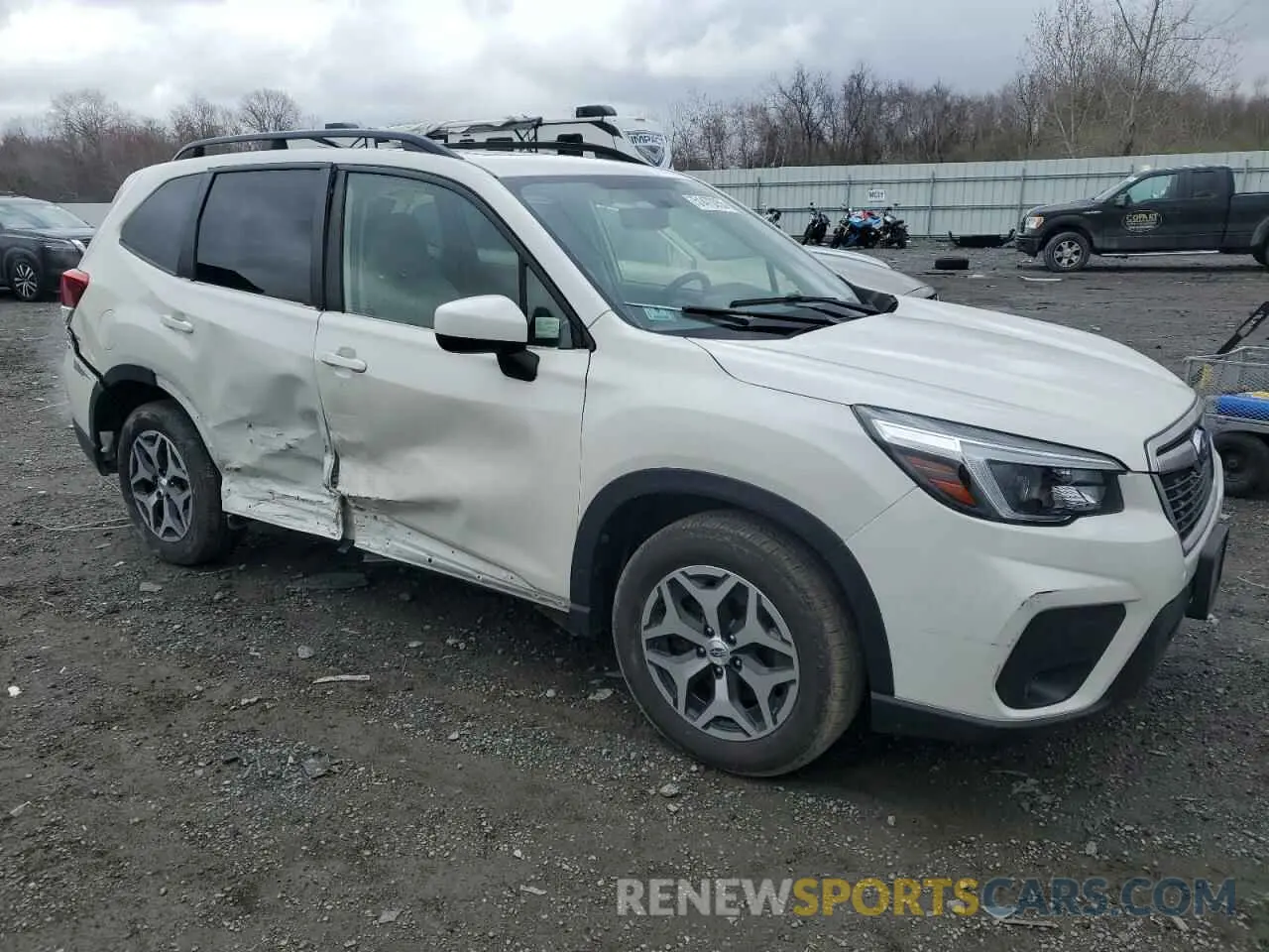 4 Photograph of a damaged car JF2SKAJCXMH531085 SUBARU FORESTER 2021