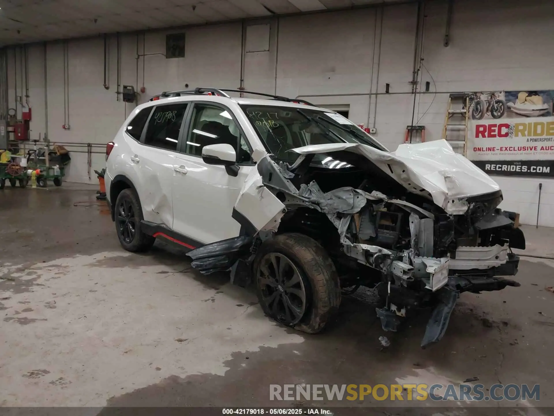 1 Фотография поврежденного автомобиля JF2SKARC1MH457589 SUBARU FORESTER 2021