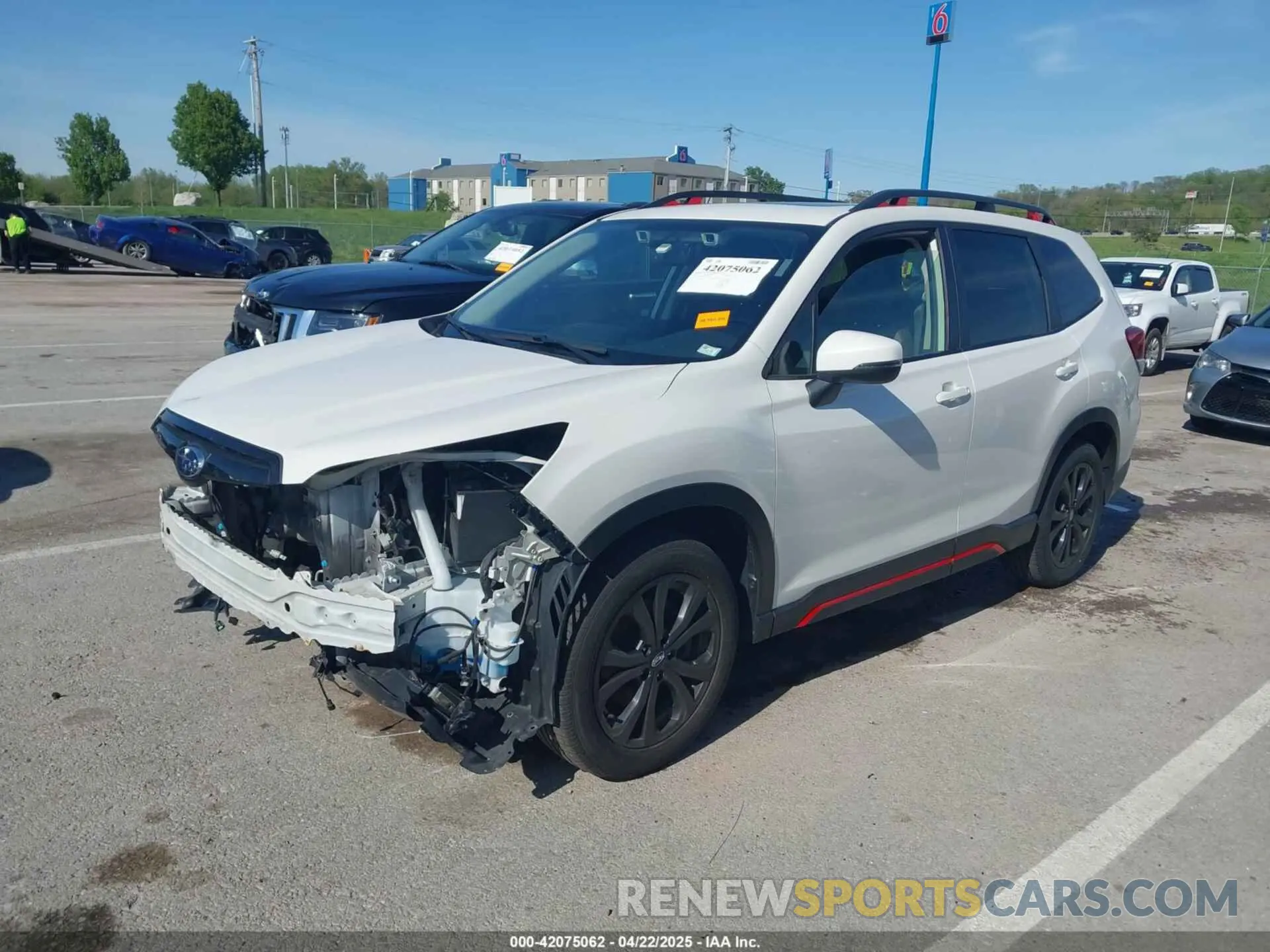 2 Фотография поврежденного автомобиля JF2SKARC3MH466651 SUBARU FORESTER 2021